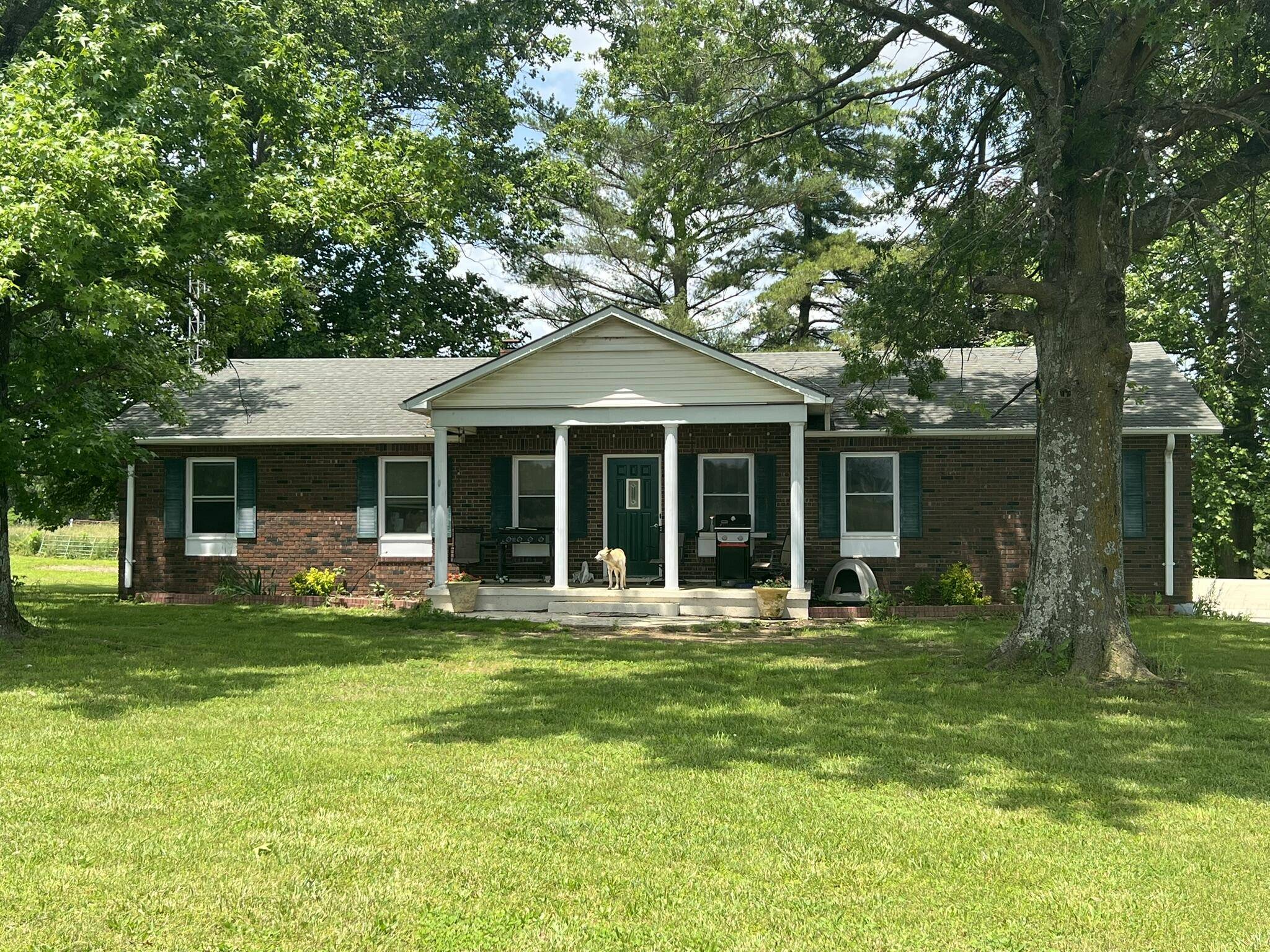 4117 County Road 2600, Willow Springs, MO 65793