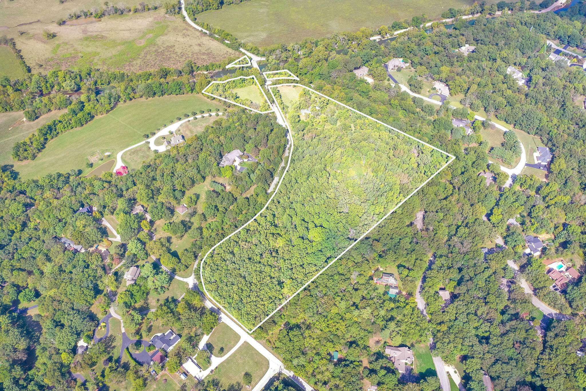 4441 E Farm Road 166, Springfield, MO 65809