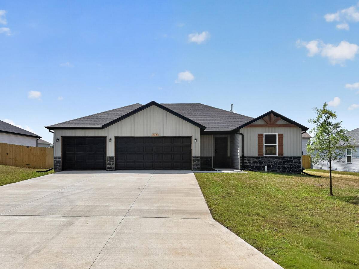 534 Columbine ST, Rogersville, MO 65742