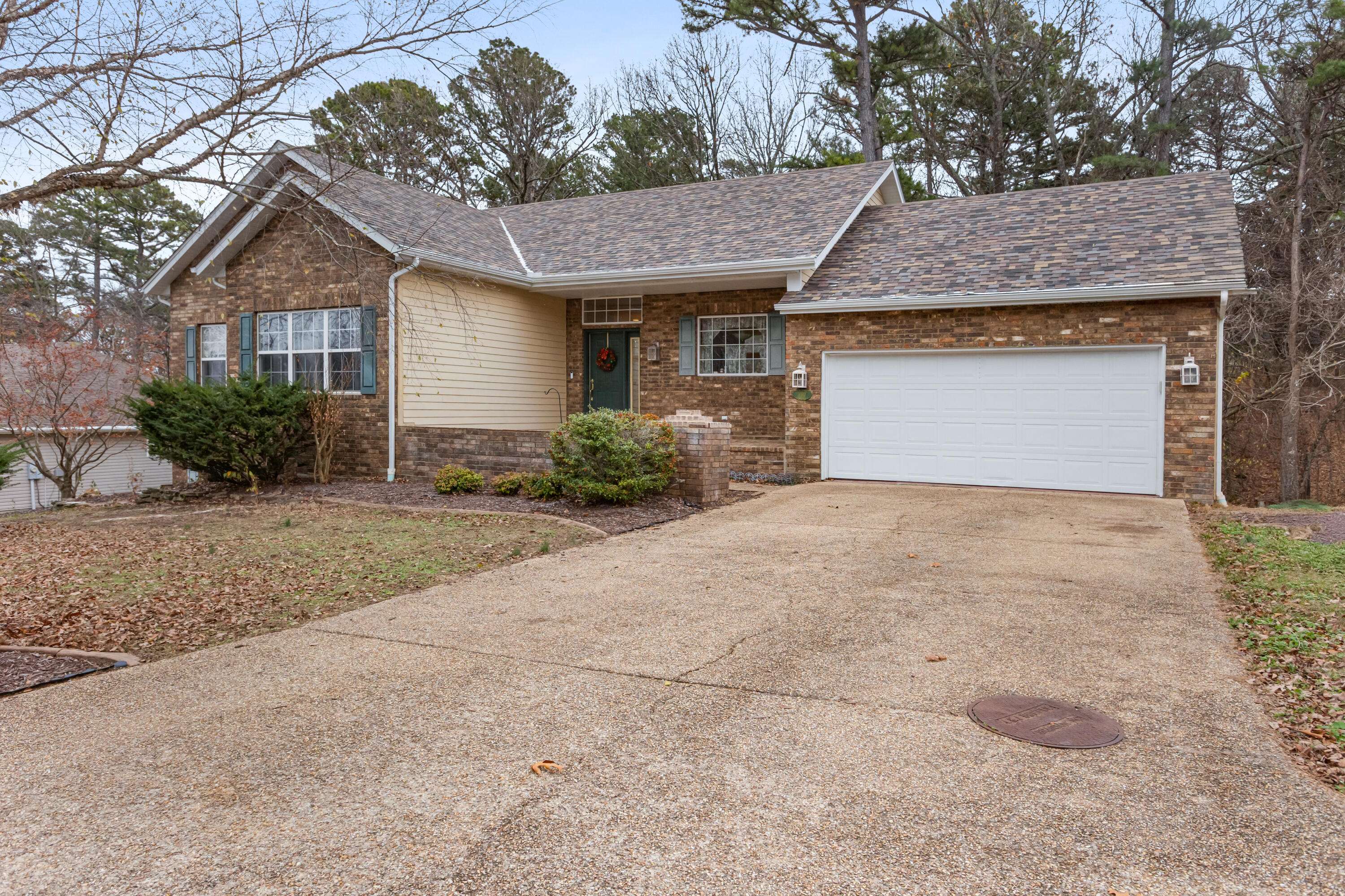 150 Nathan DR, Hollister, MO 65672