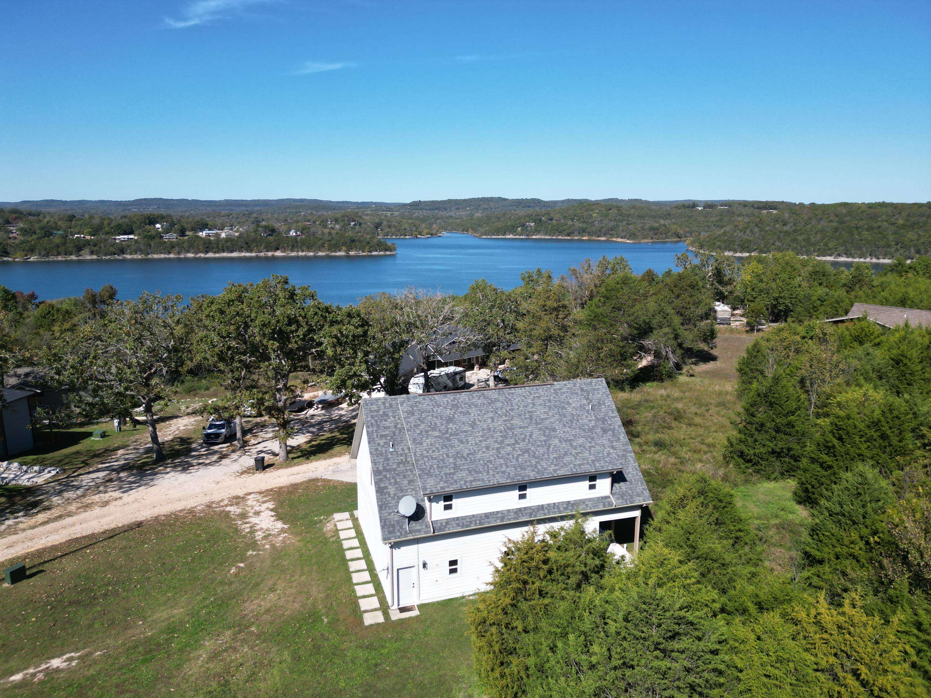 27258 Sunset Beach LN, Eagle Rock, MO 65641