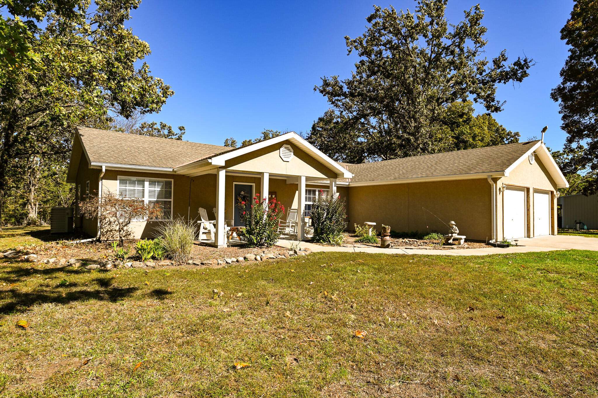 33981 County Road 96, Cross Timbers, MO 65634