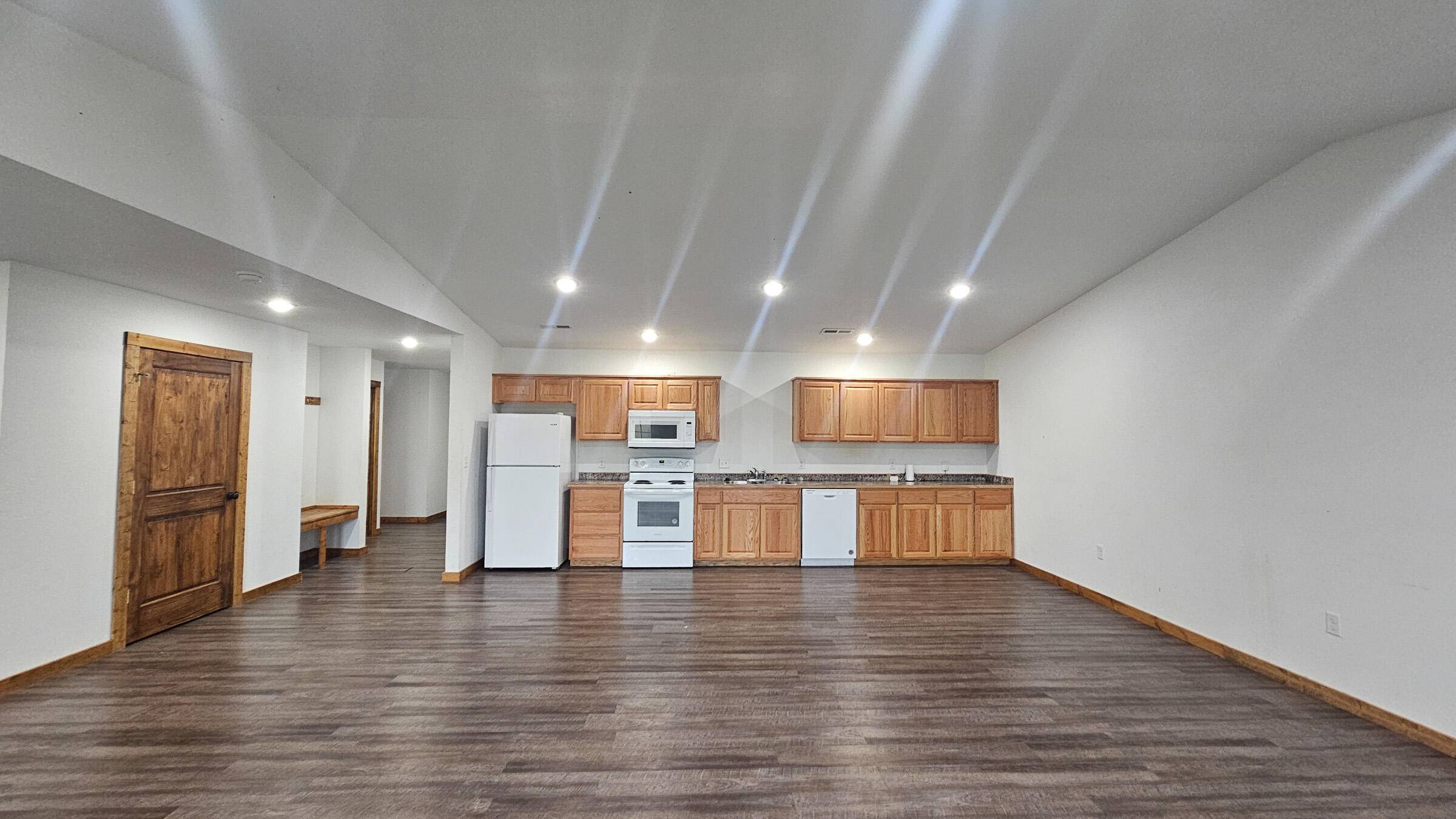 625/627 W Hawthorne ST, Houston, MO 65483