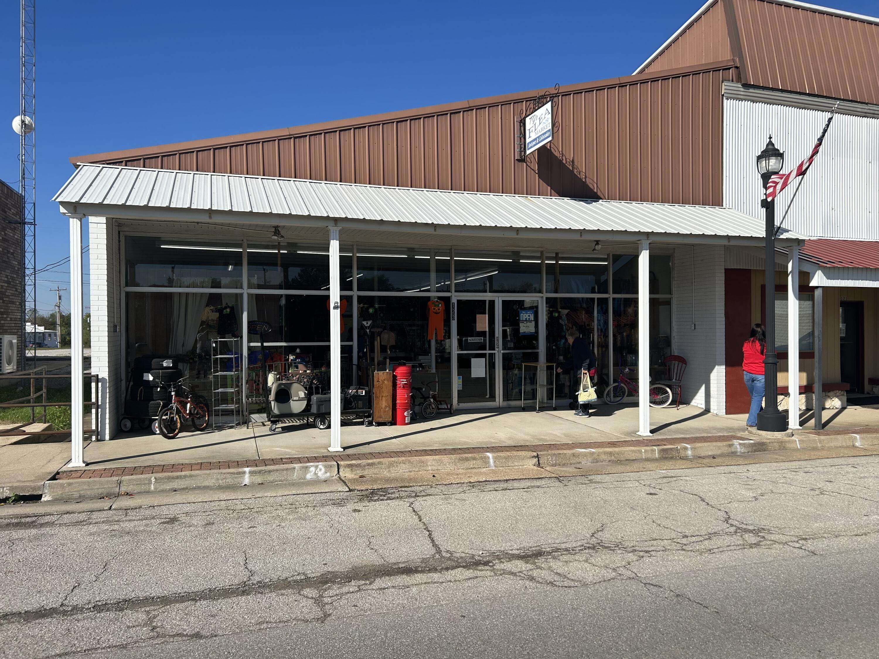 123 S Main ST, Licking, MO 65542