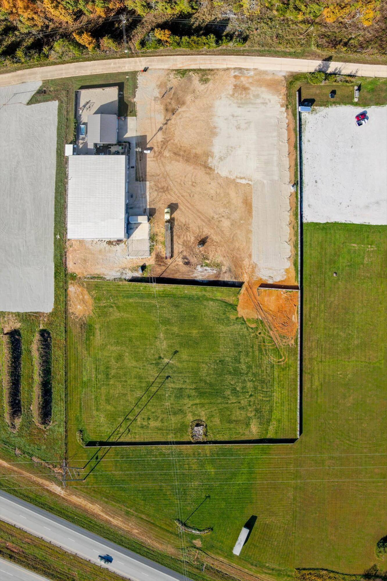 558 Lucky RD, Seymour, MO 65746