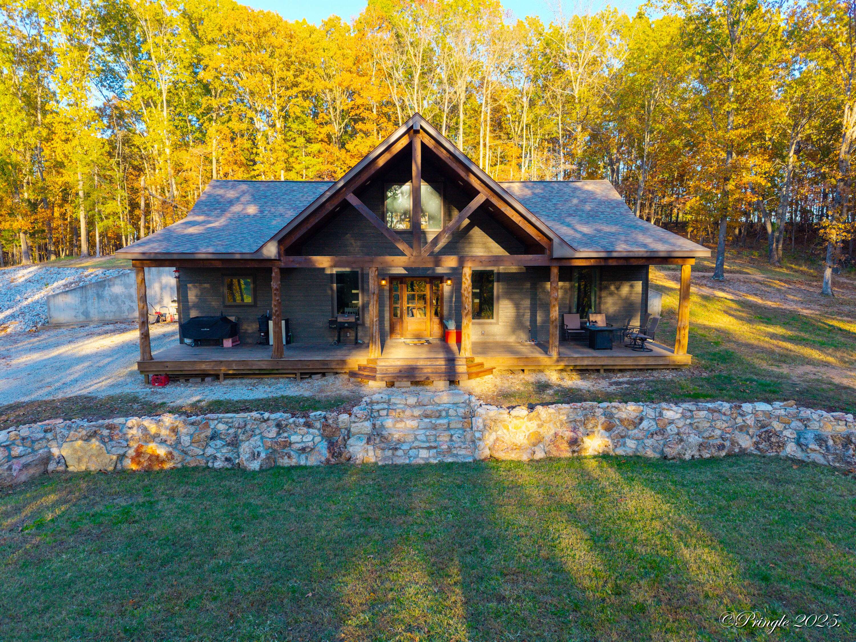 935 State Hwy H, Caulfield, MO 65626