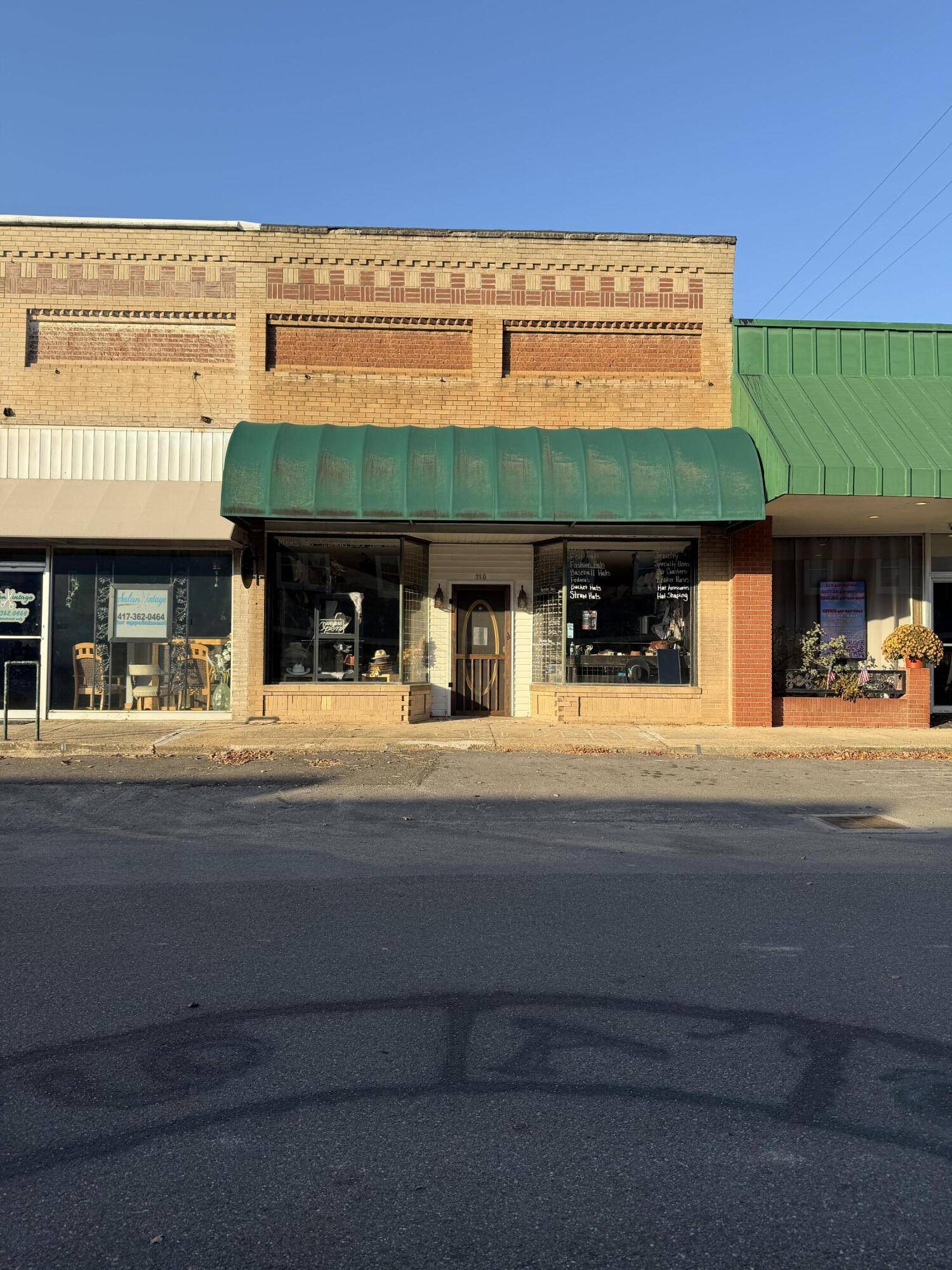 110 N Oak, Mountain View, MO 65548