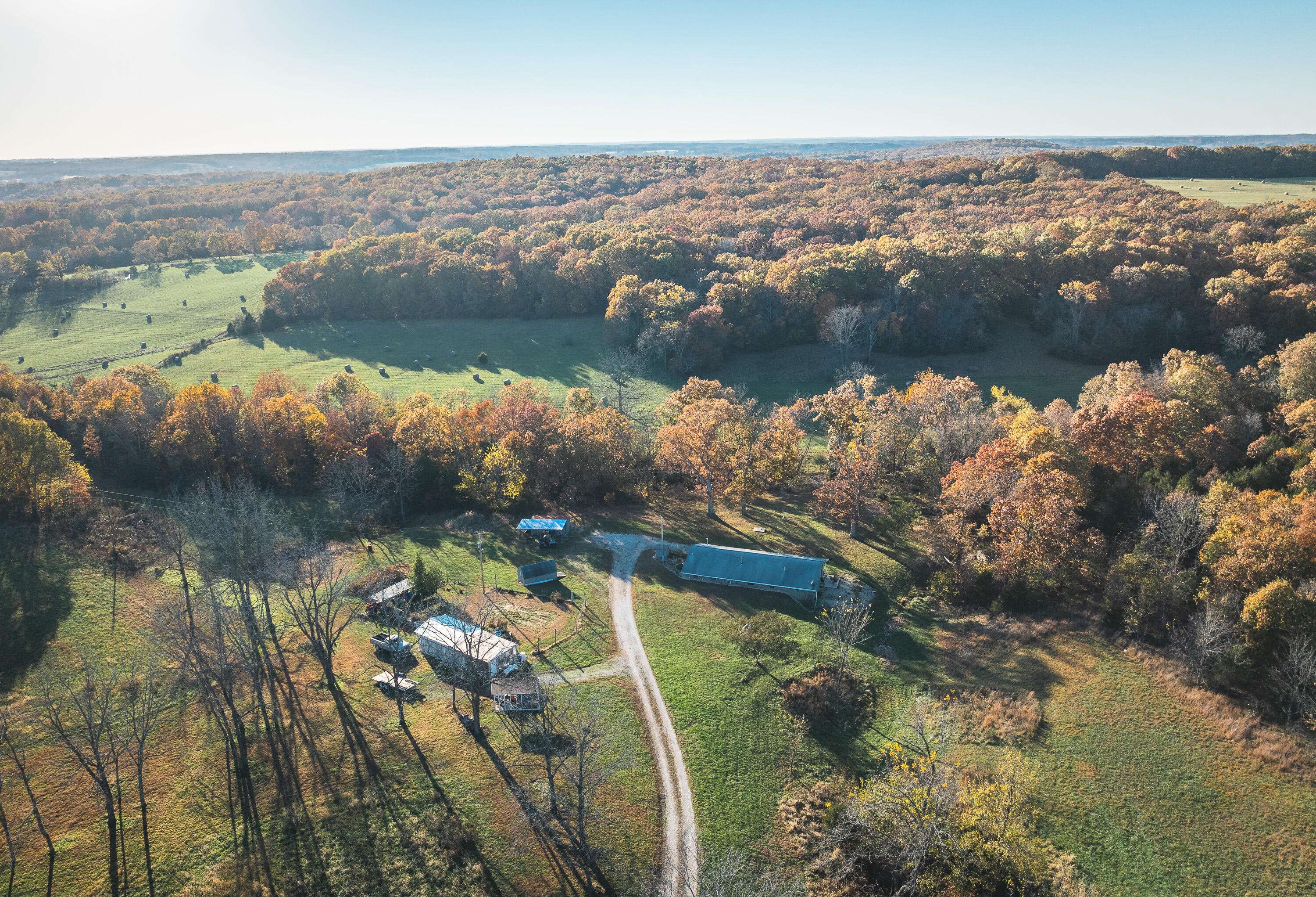 6601 County Line Road, Graff, MO 65660