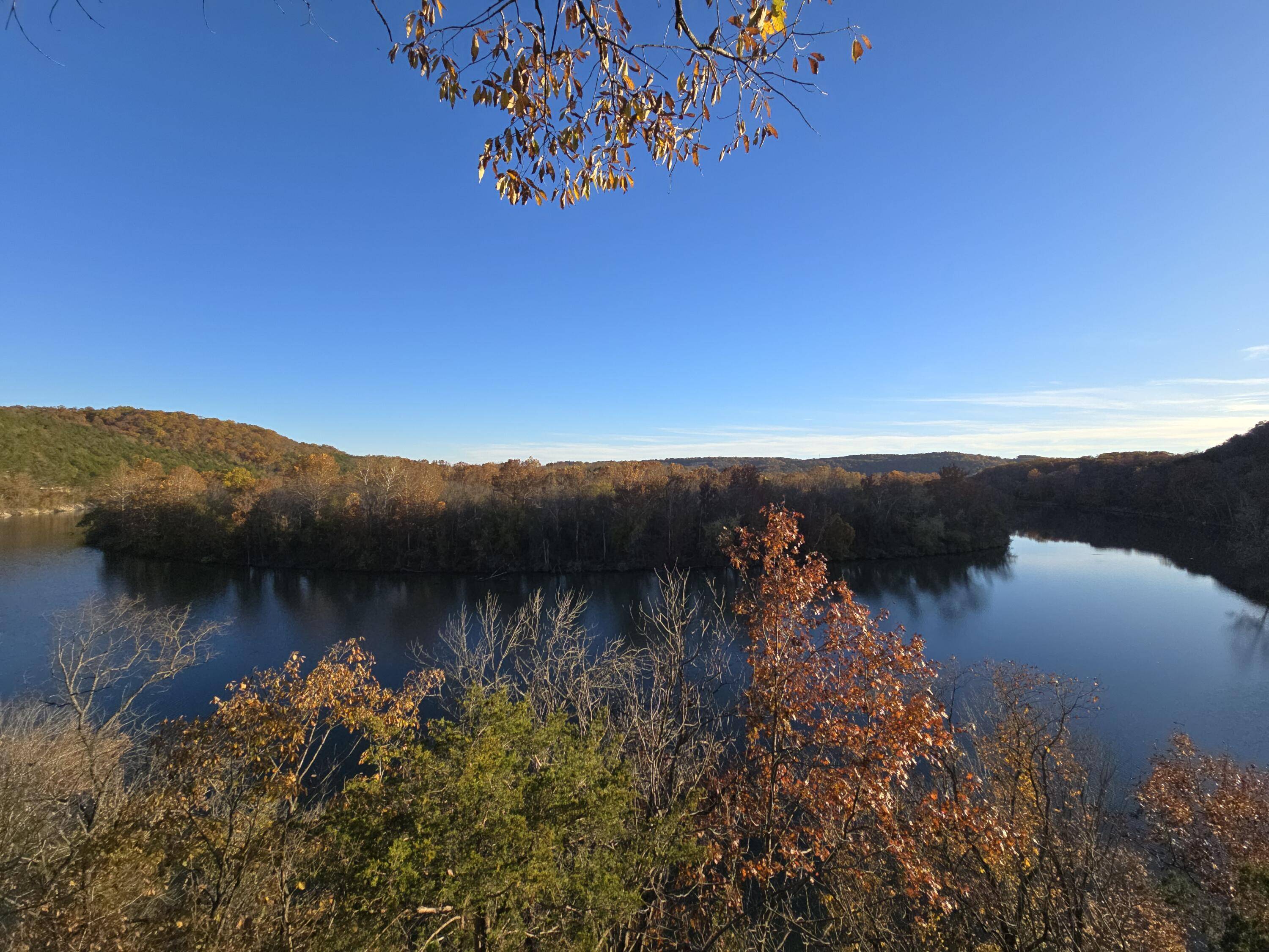 512 Dry Creek DR, Cape Fair, MO 65624