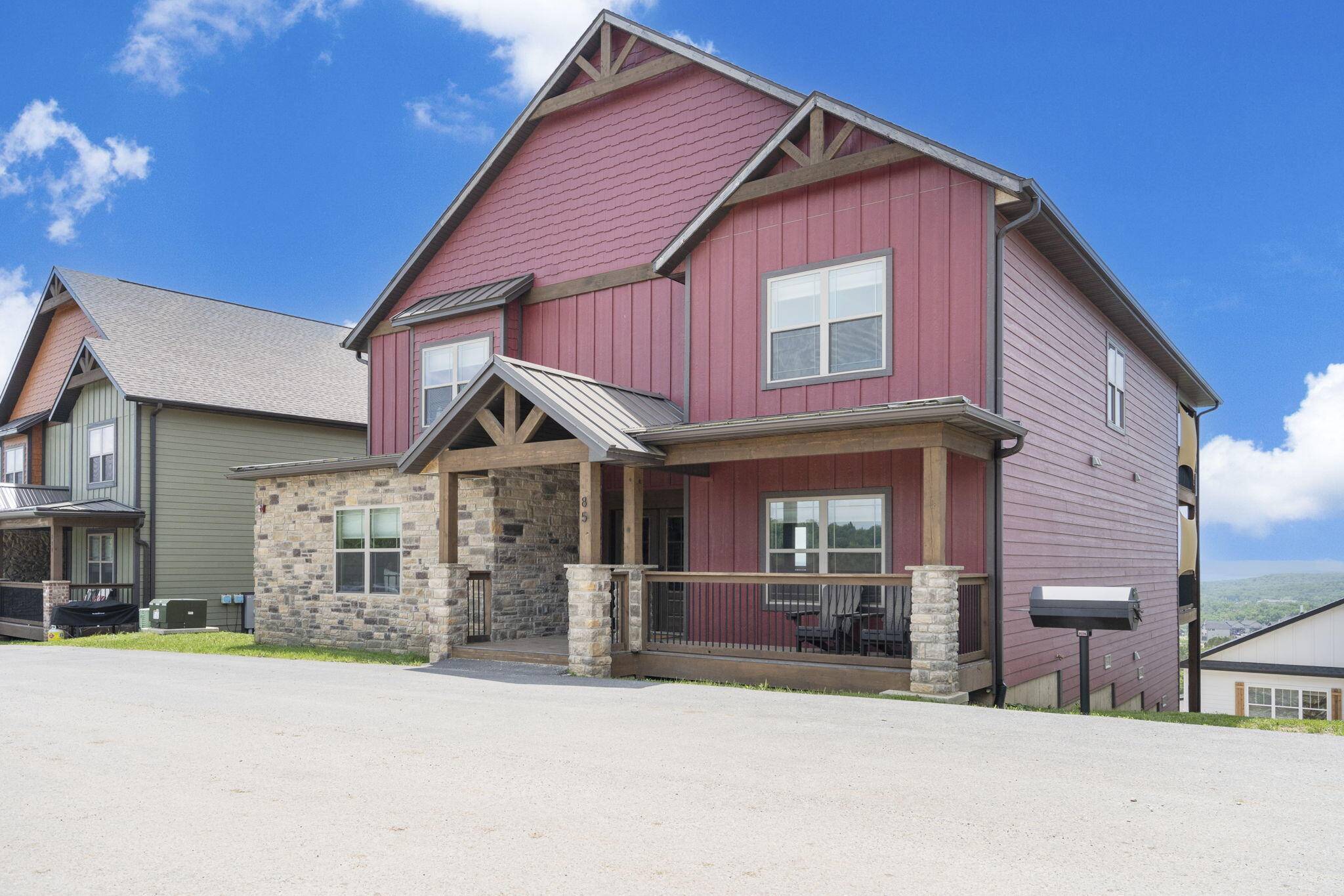 85 David Shawn DR, Indian Point, MO 65616