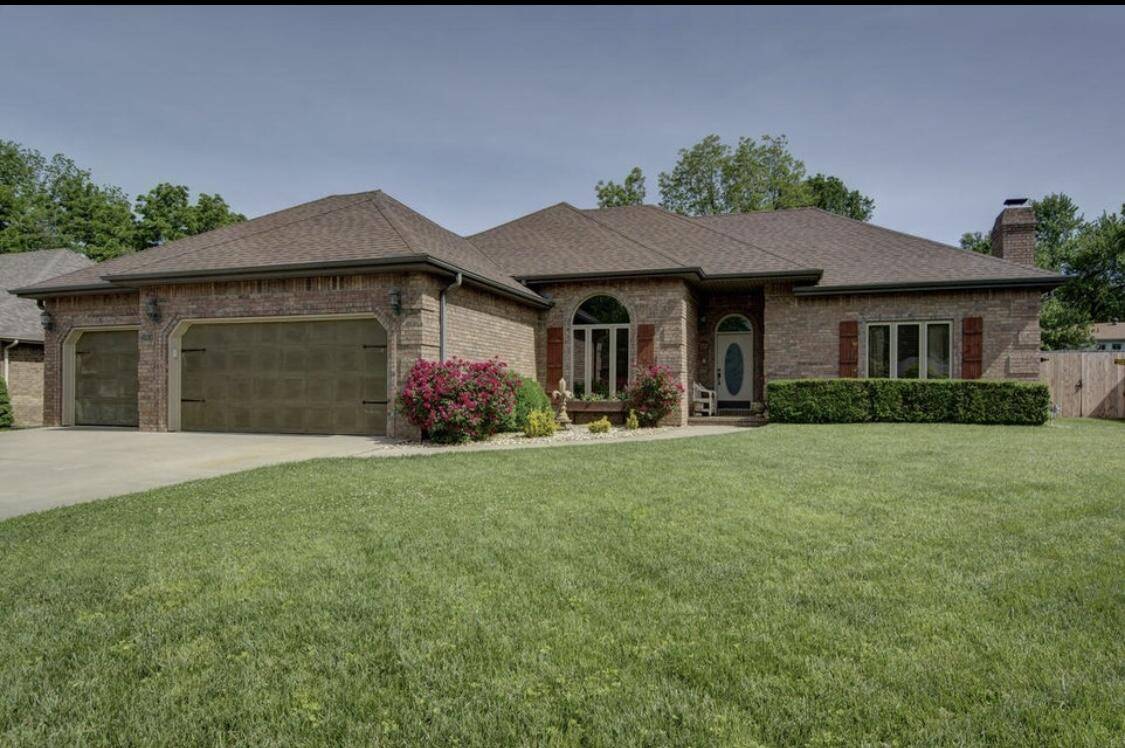 3165 E Topping CIR, Springfield, MO 65804