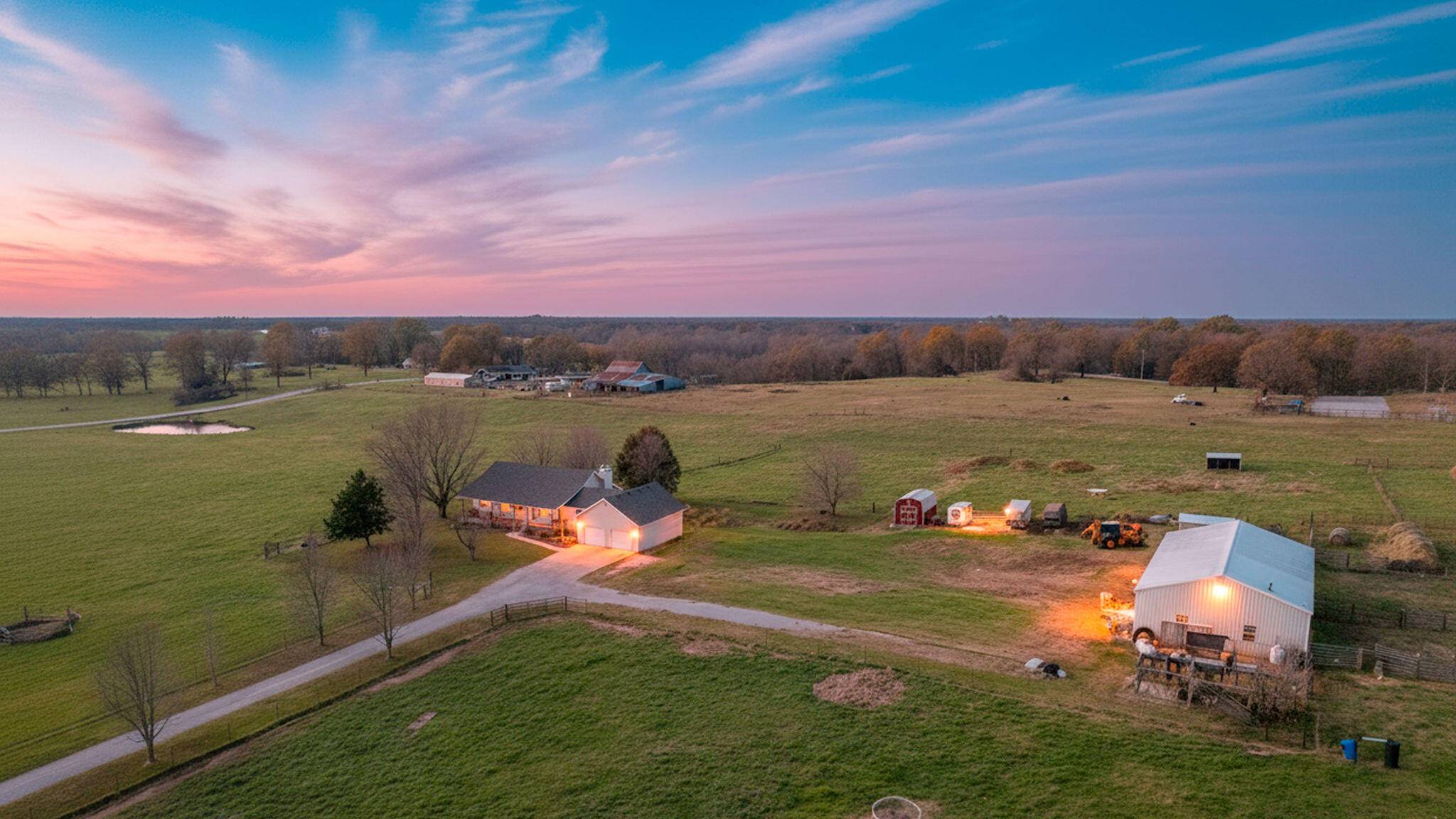 12958 W Farm Road 114, Bois D Arc, MO 65612