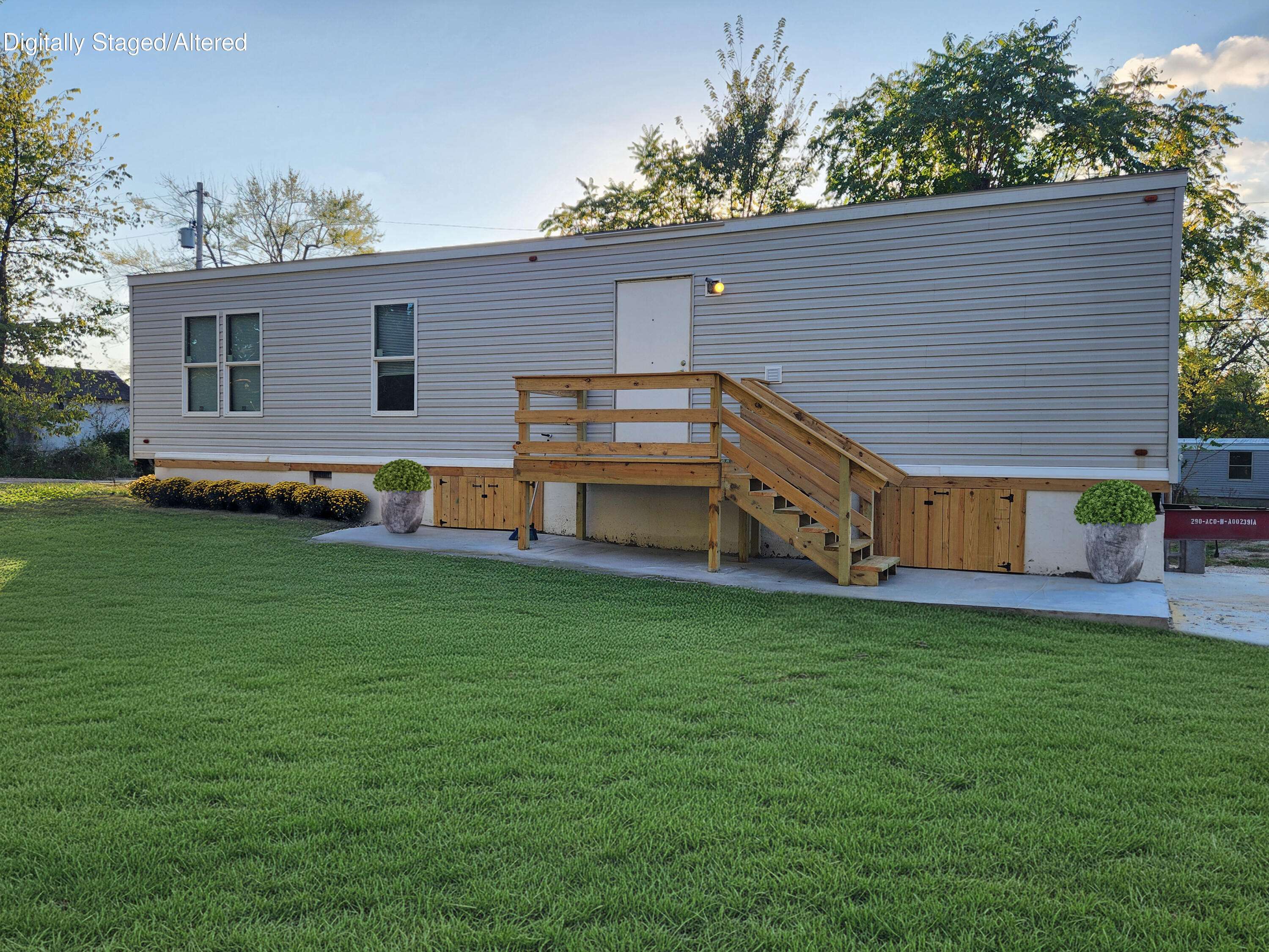 411 W Nelson ST, Conway, MO 65632