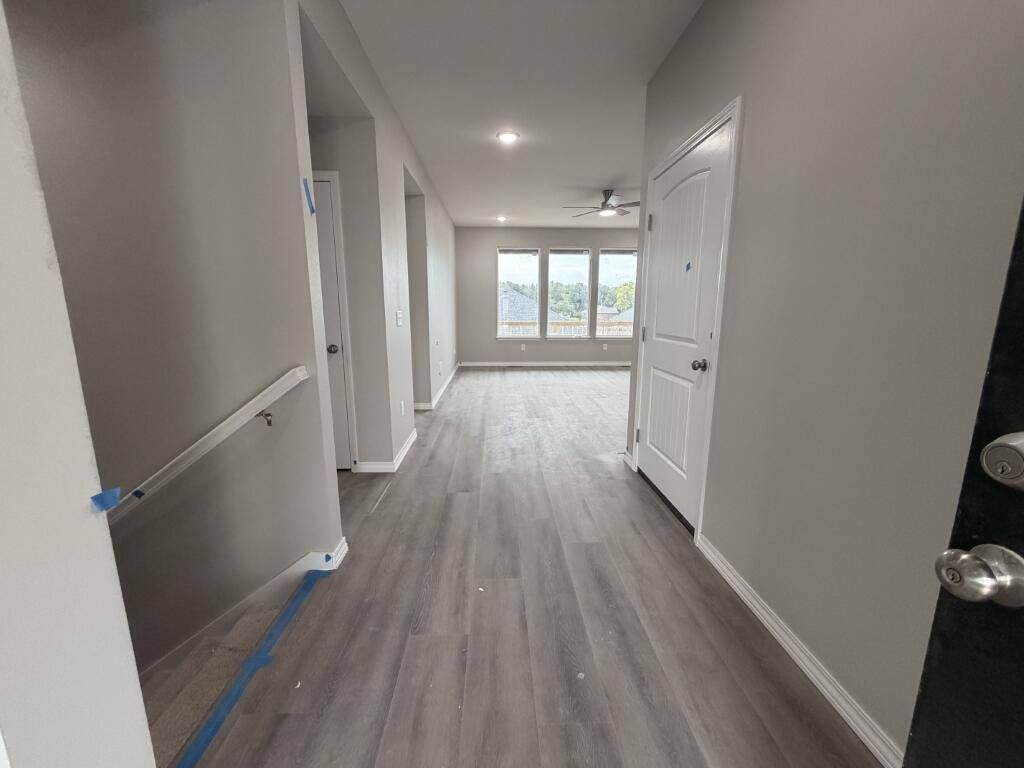 1159 E Habersham ST, Republic, MO 65738