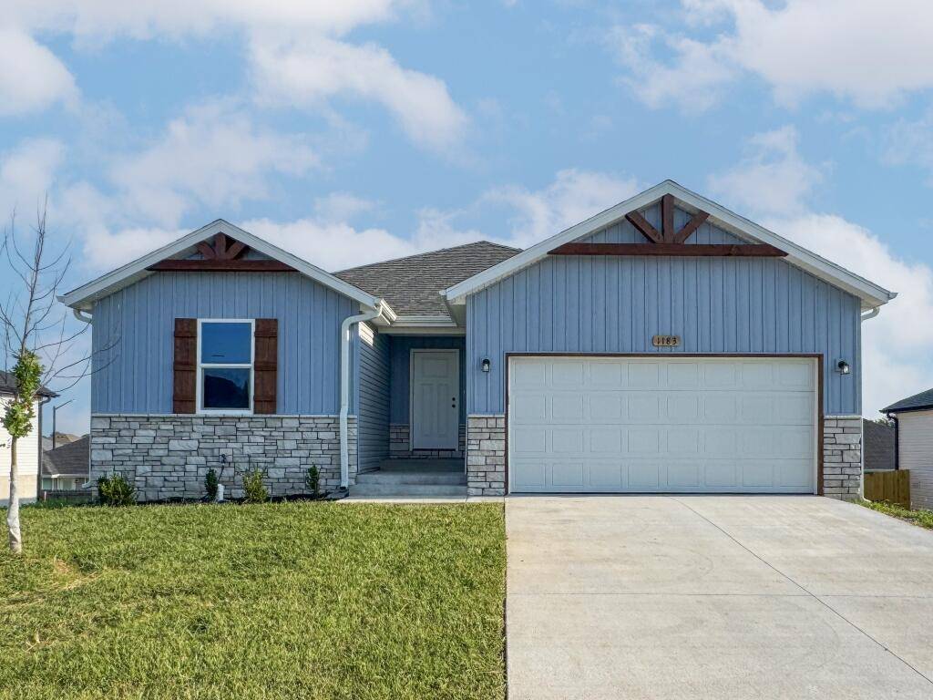 1183 E Habersham ST, Republic, MO 65738