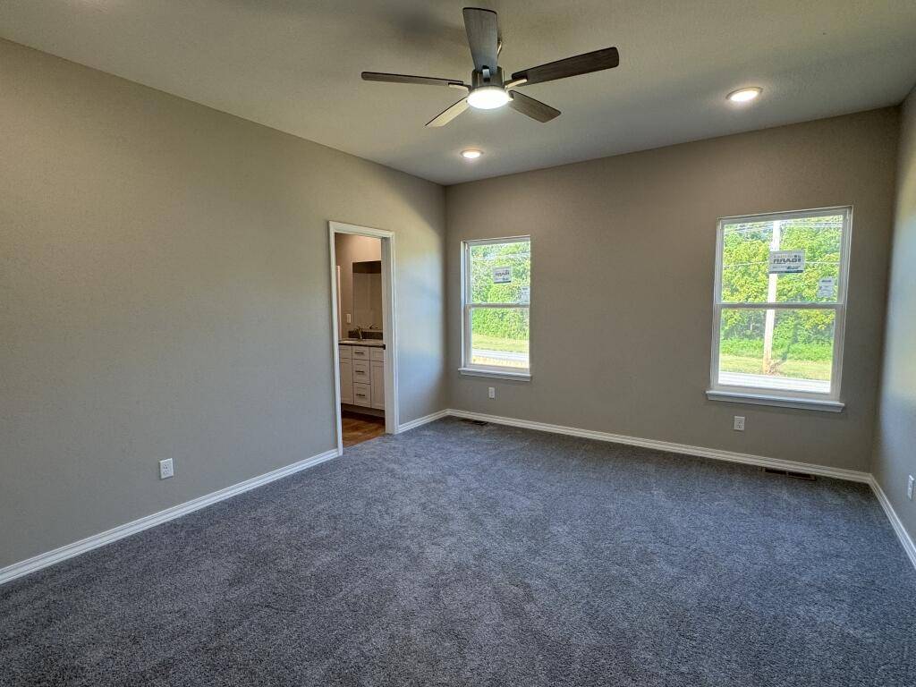 1429 S Barnard WAY, Republic, MO 65738