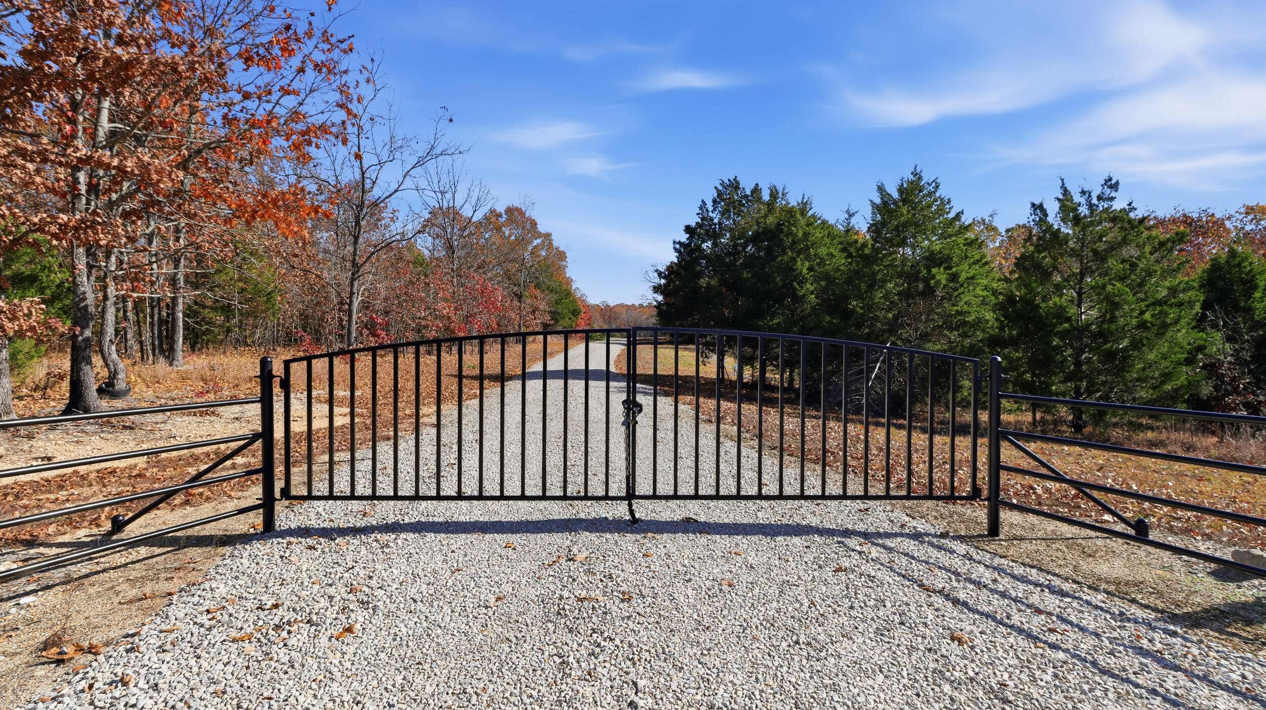 170 Ee HWY, Thayer, MO 65791
