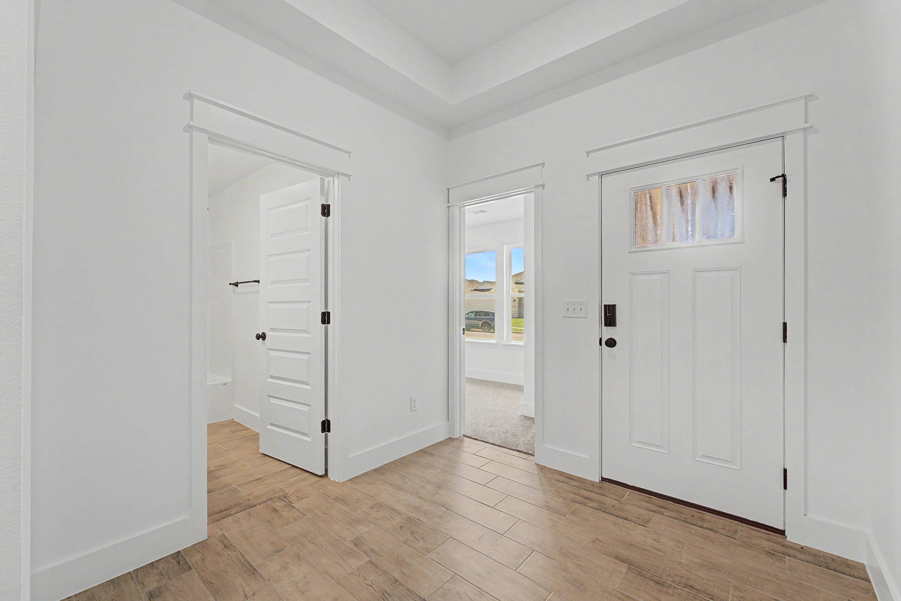 909 Aberdeen AVE, Carl Junction, MO 64834