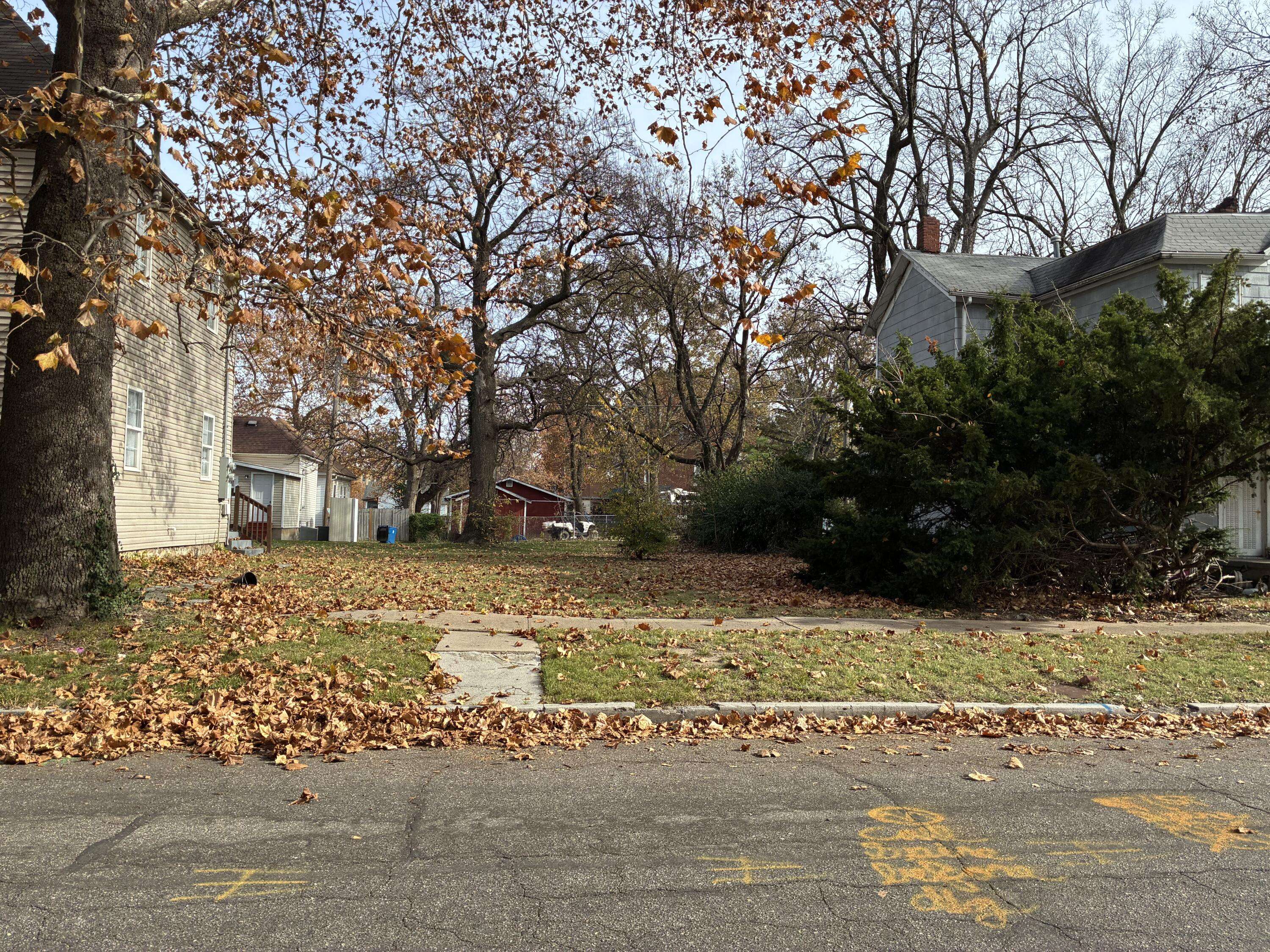 807 S Jackson AVE, Joplin, MO 64801
