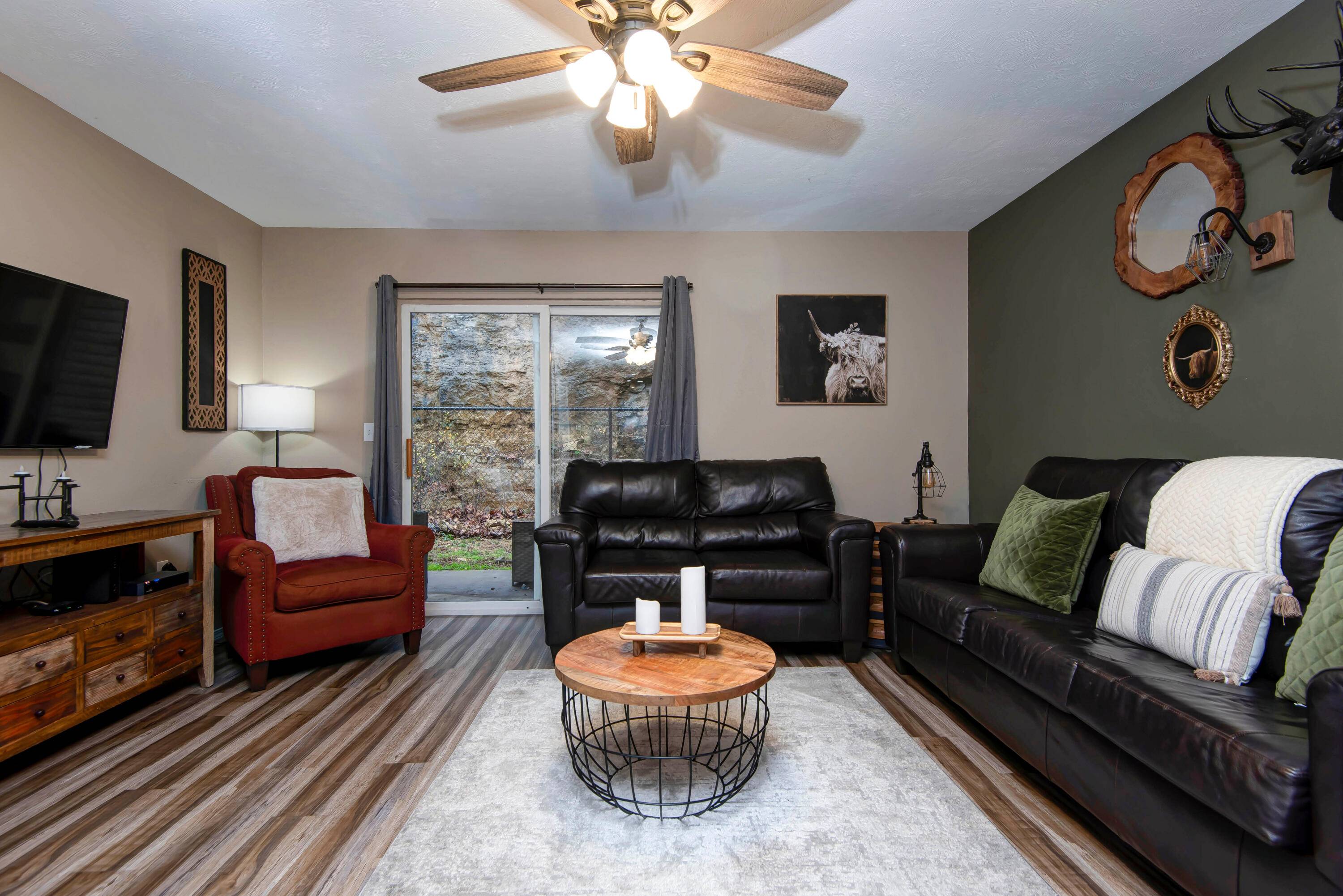 2957 Vineyards Pkwy #31-2, Branson, MO 65616