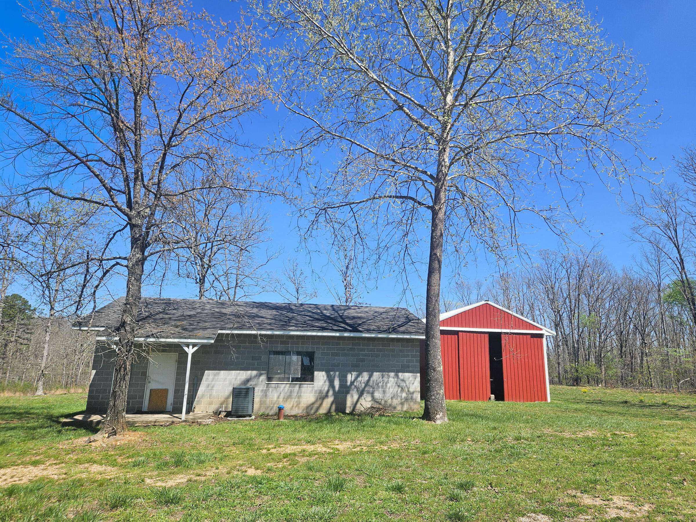 21371 Howell Road, Mountain View, MO 65548