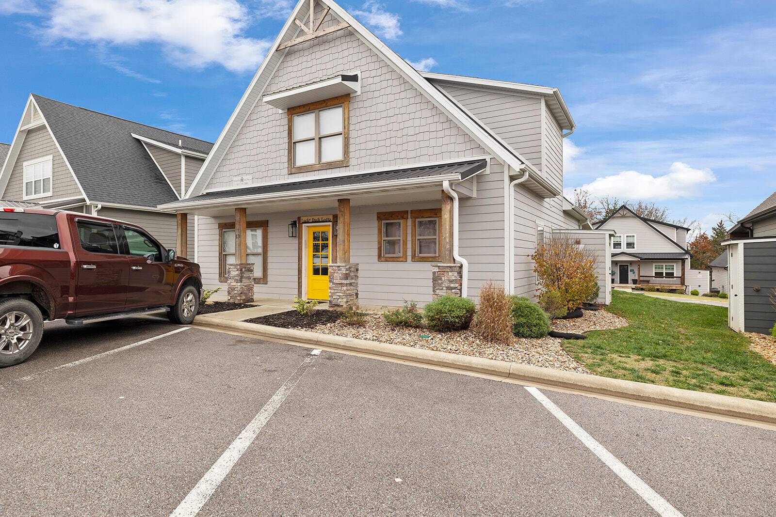 140 Watersound WAY #13, Hollister, MO 65672
