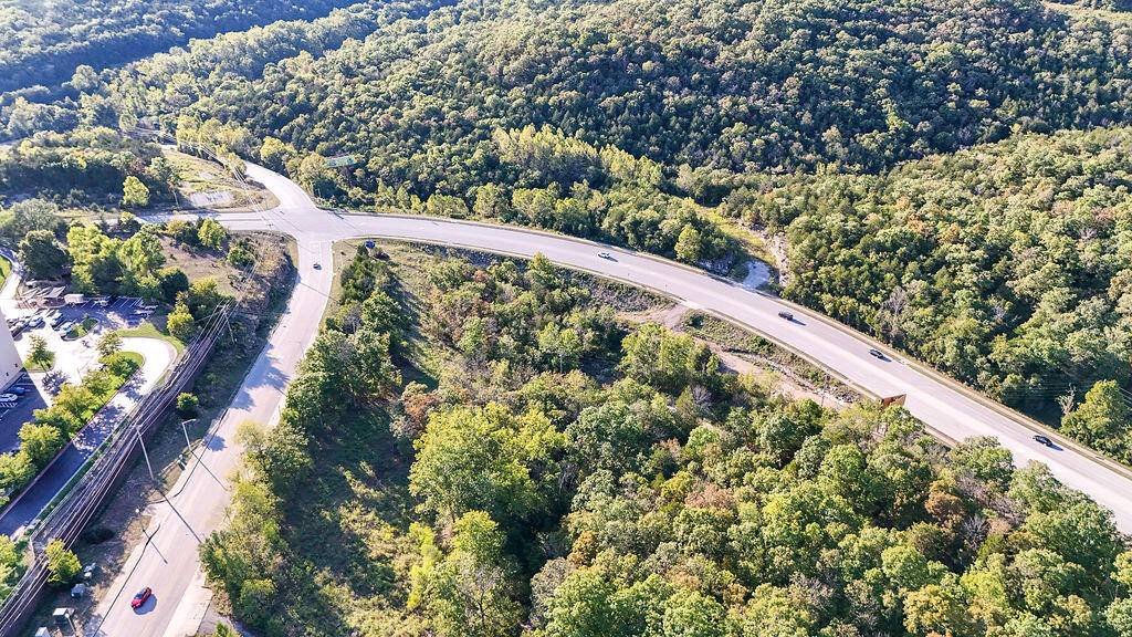 000 Shepherd Of The Hills EXPY, Branson, MO 65616