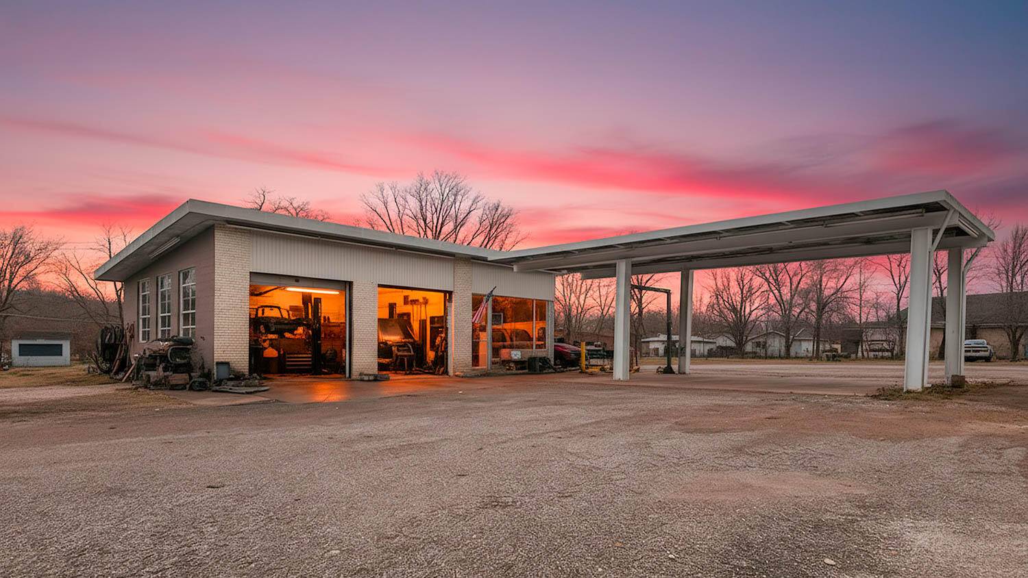 608 E Main Street, Willow Springs, MO 65793