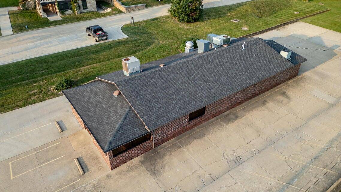 924 N Main ST, Mountain Grove, MO 65711