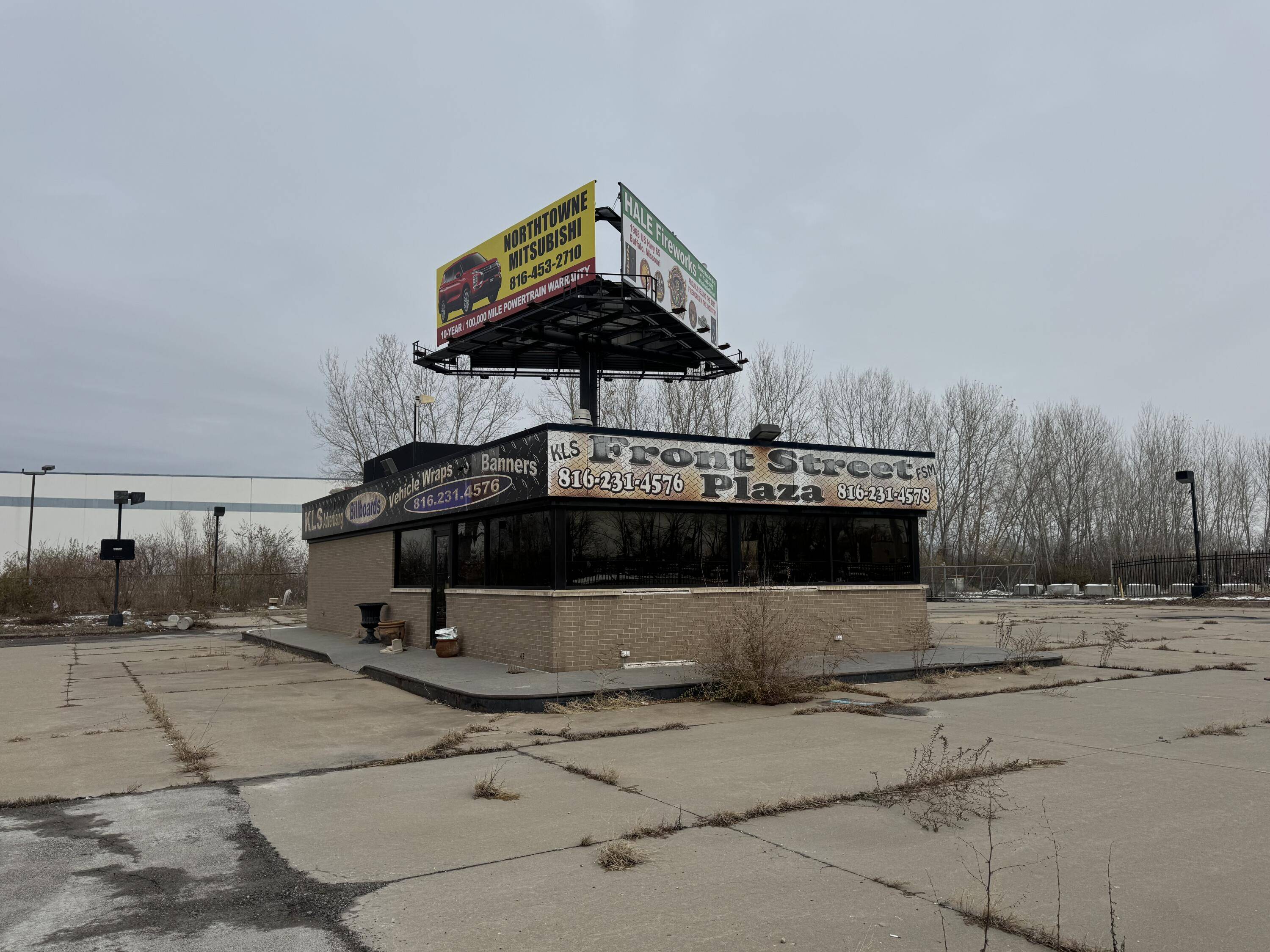 6850 E Front ST, Kansas City, MO 64120