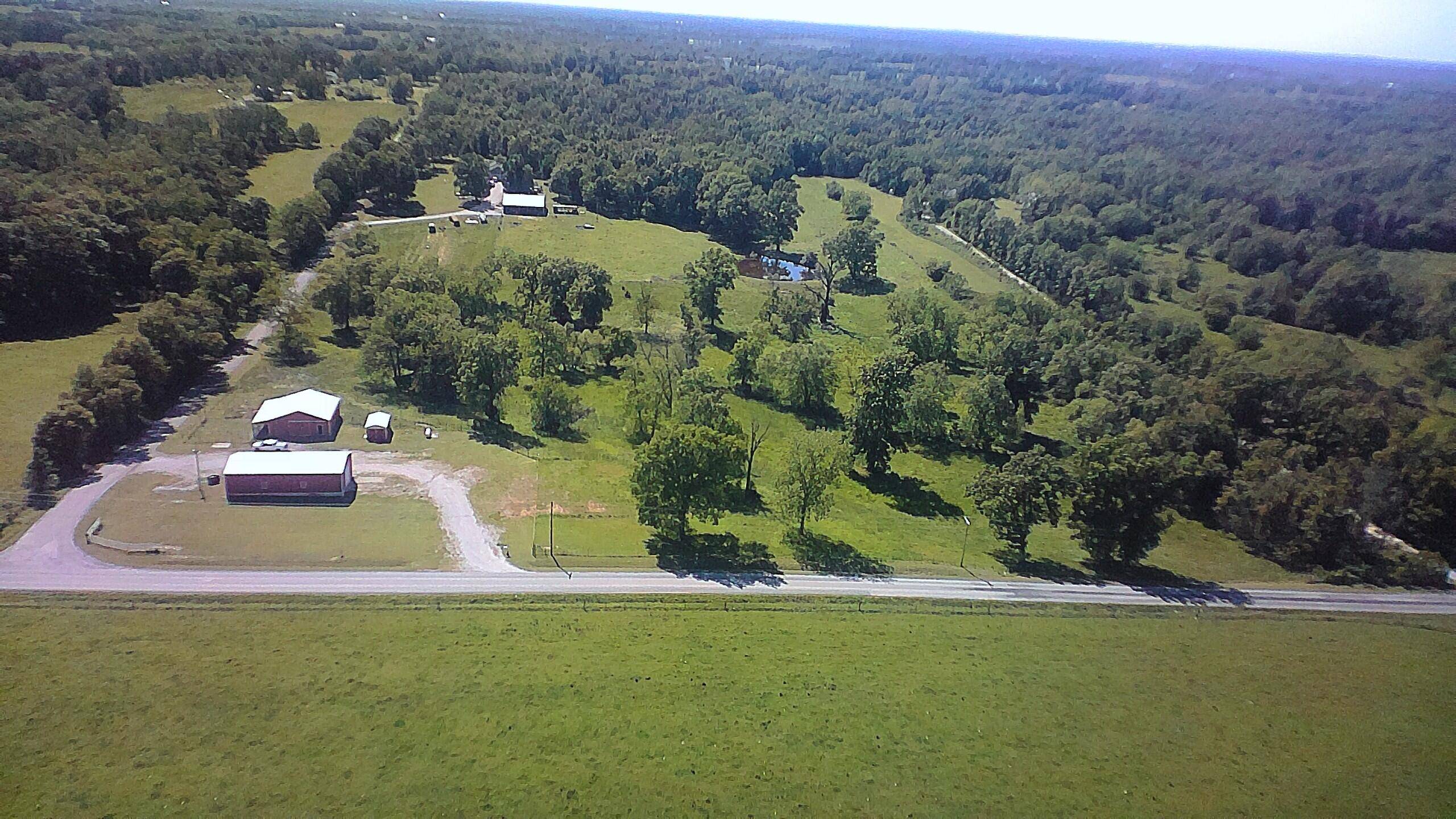 4210 S 201 RD, El Dorado Springs, MO 64744