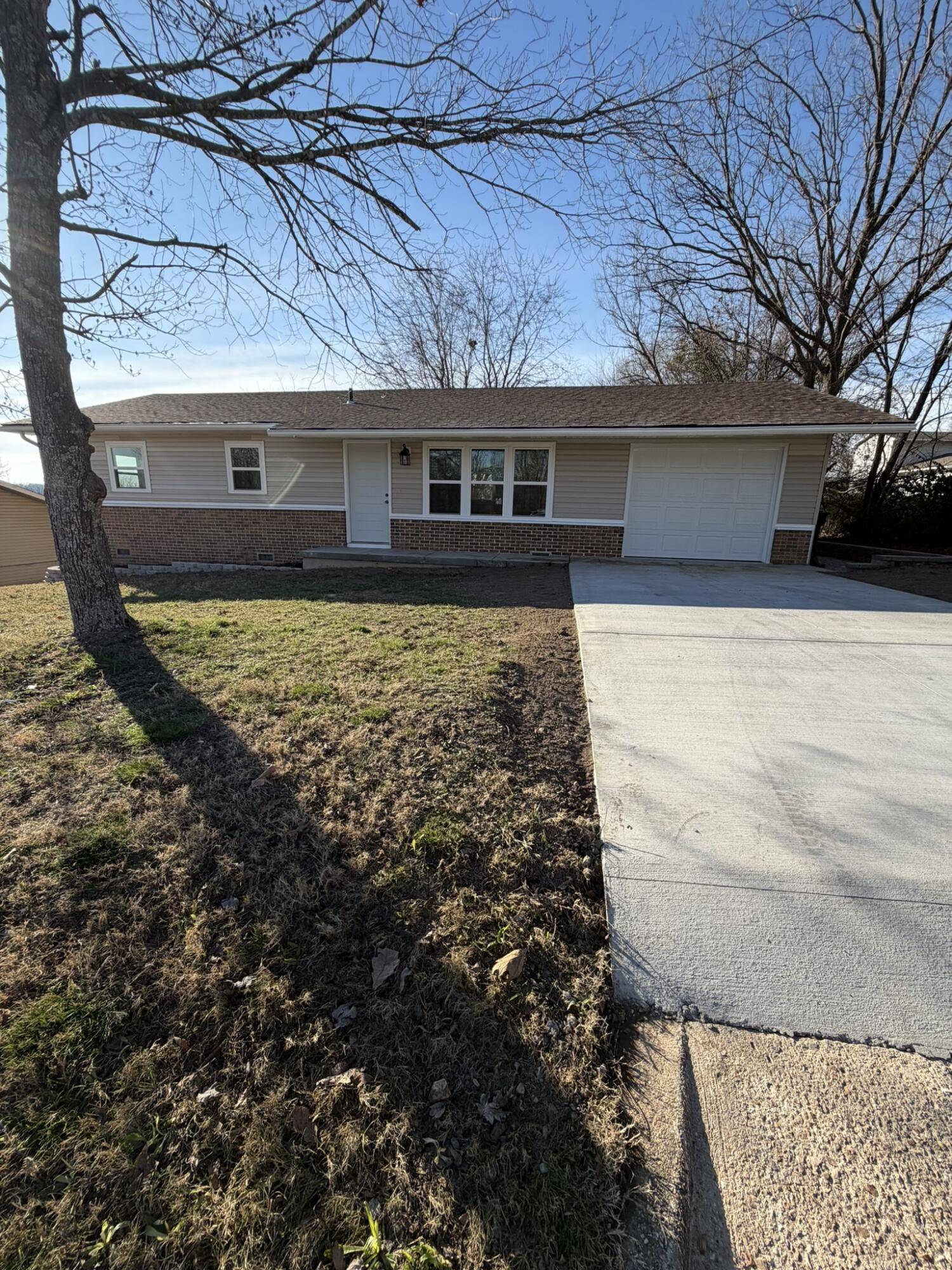 1207 Washington AVE, West Plains, MO 65775