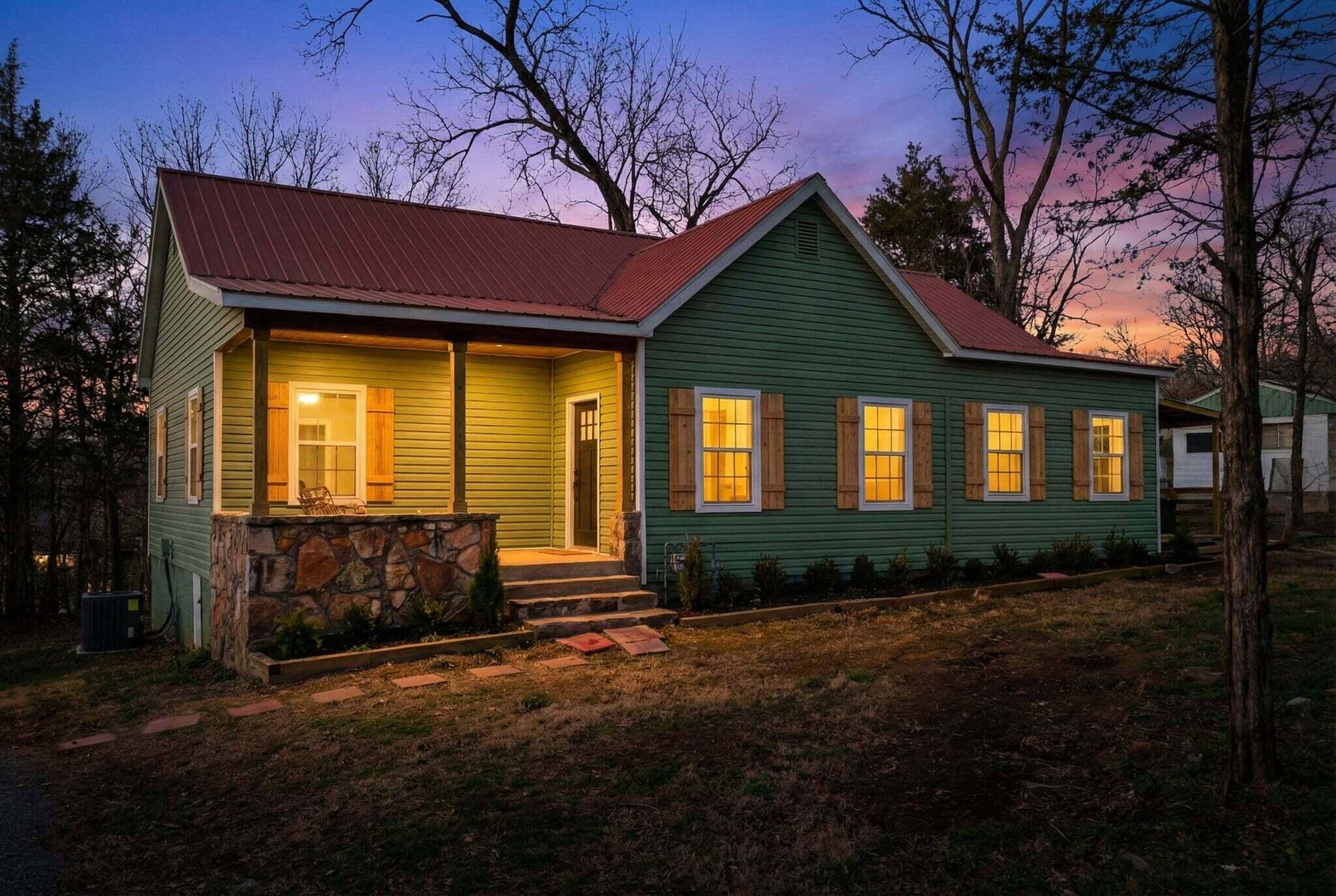 926 Washington AVE, West Plains, MO 65775