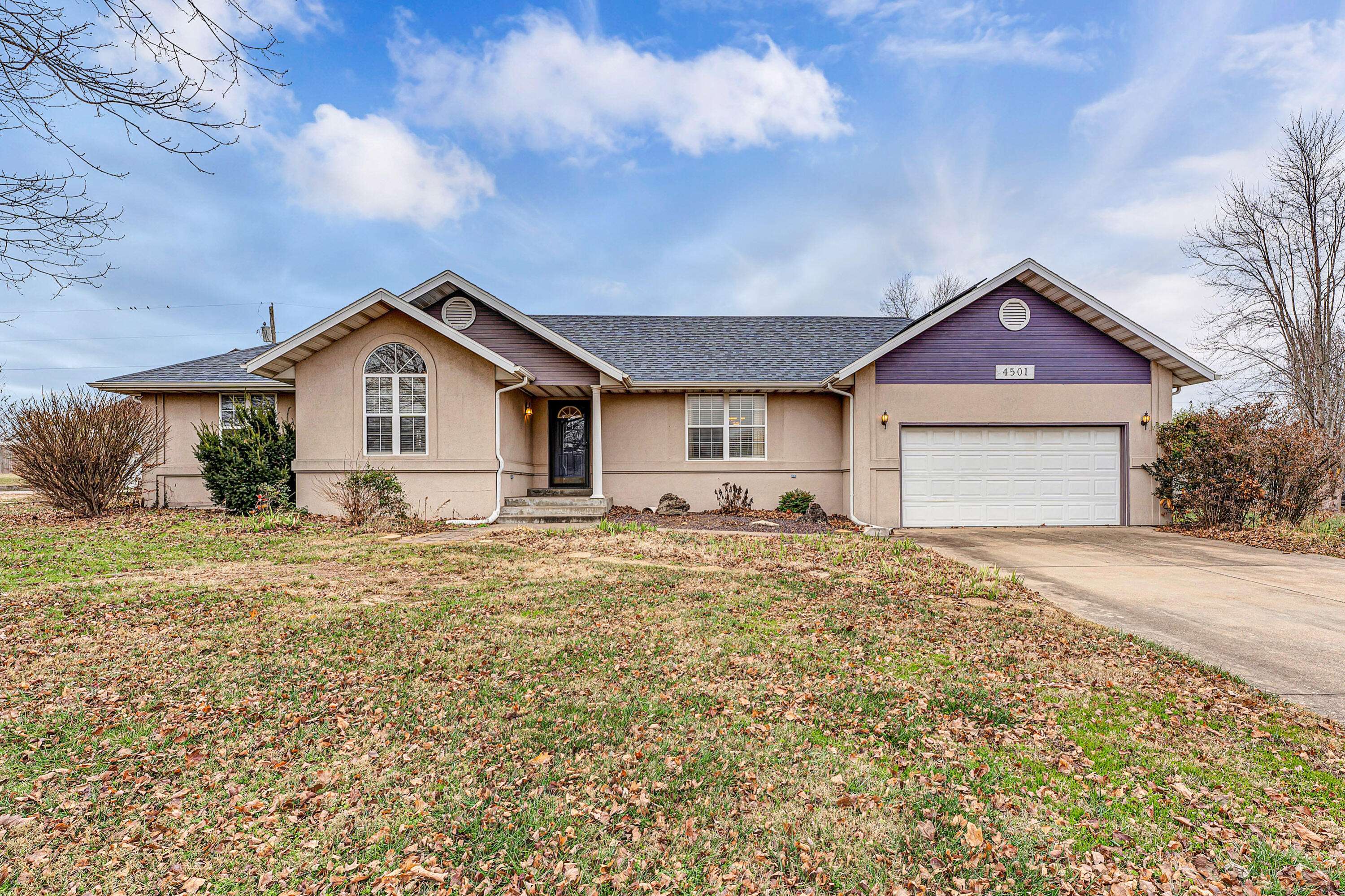 4501 N 16th ST, Ozark, MO 65721