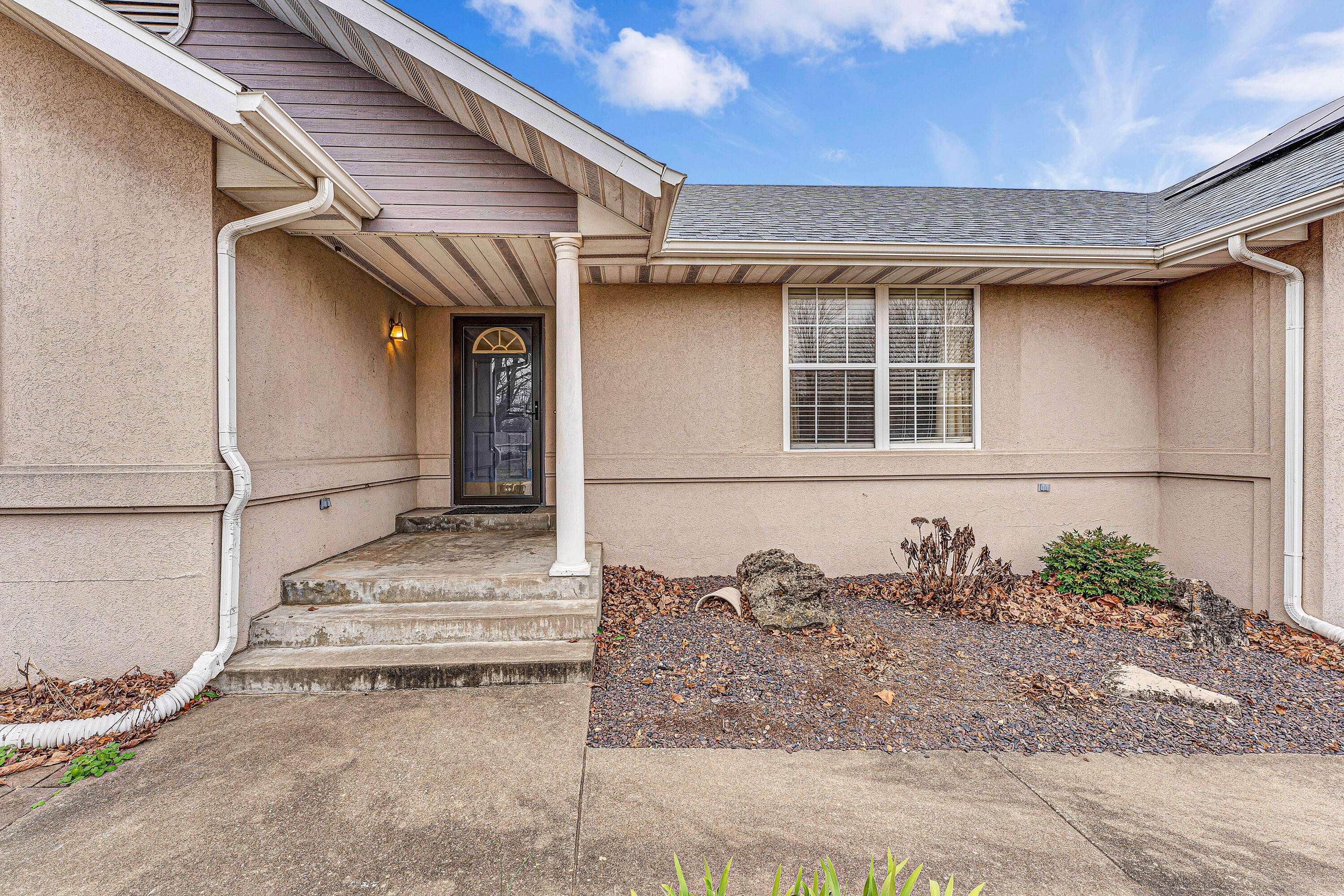 4501 N 16th ST, Ozark, MO 65721