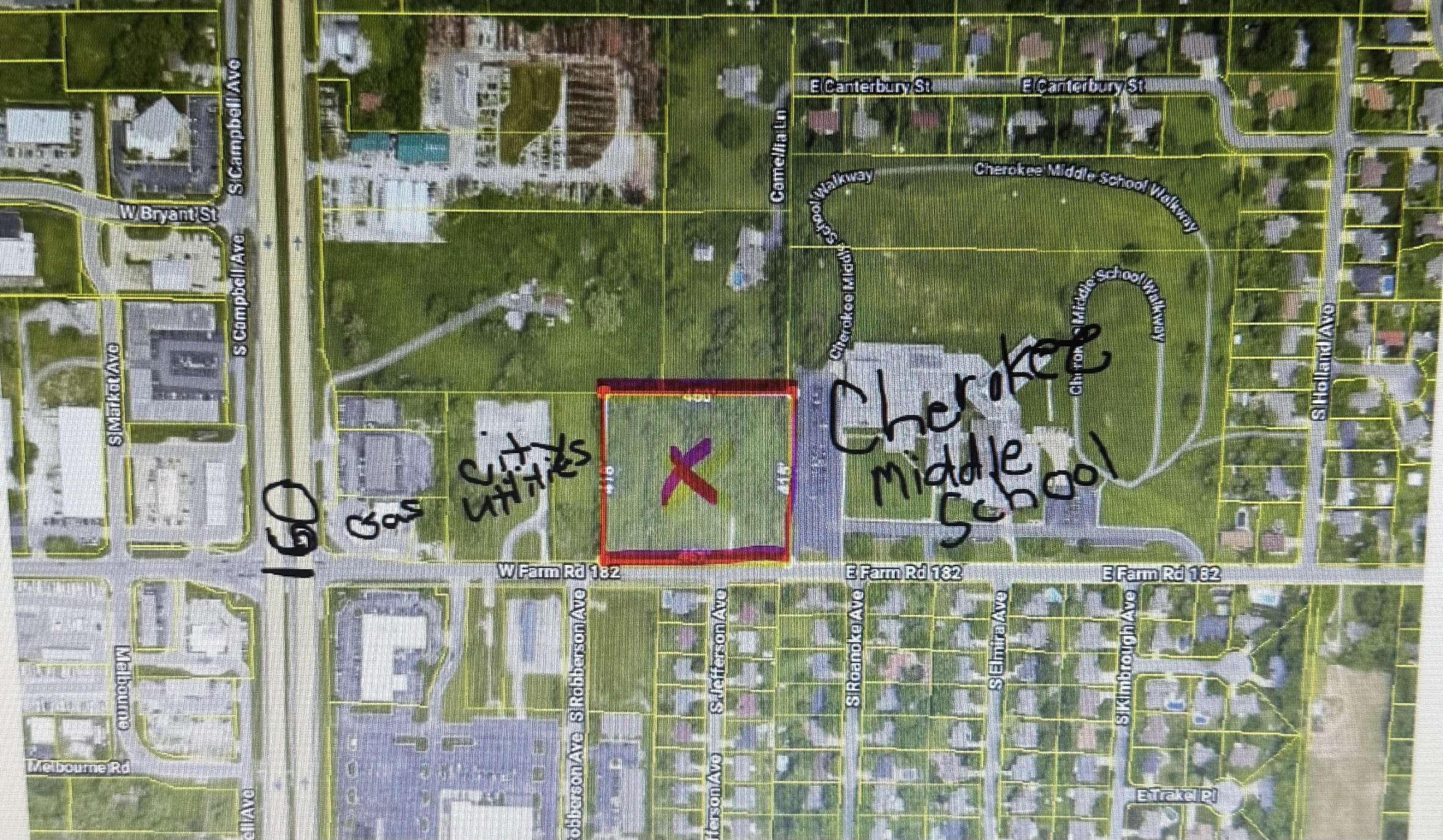 319 E Farm Rd 182, Springfield, MO 65810