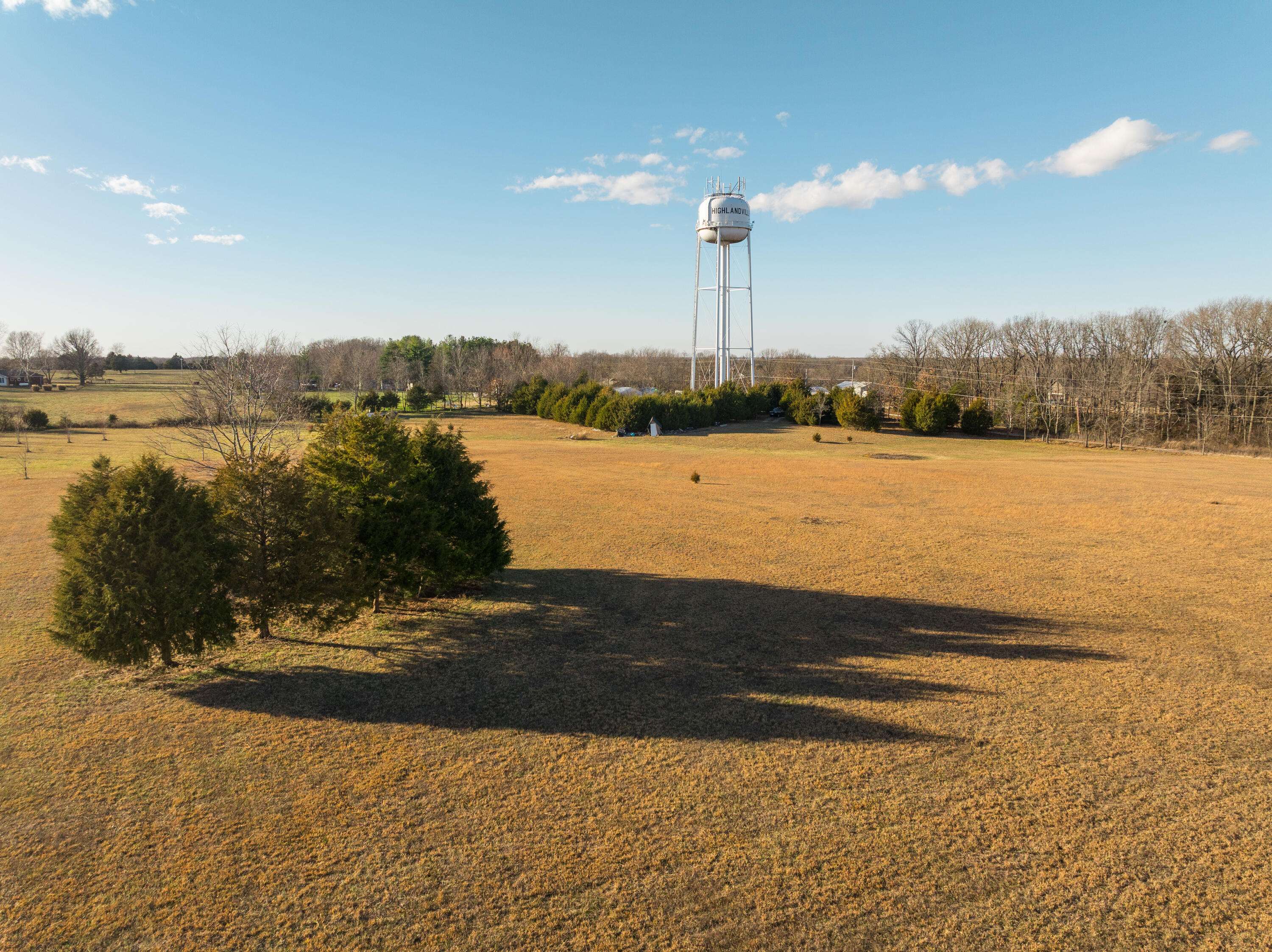 000 Logan AVE, Highlandville, MO 65669
