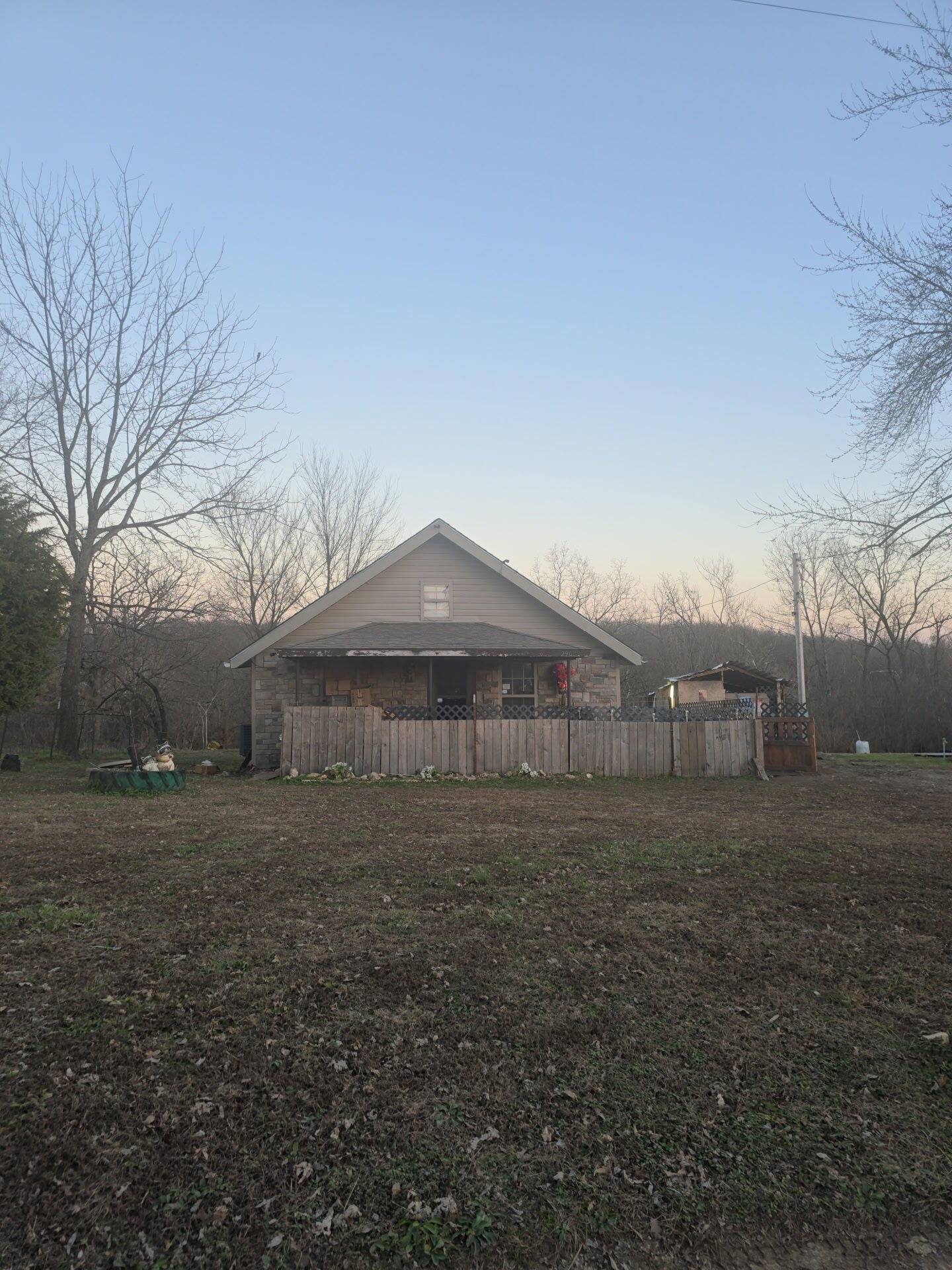 290 Bell Ford RD, Marshfield, MO 65706