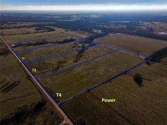 T3 E Logan RD, El Dorado Springs, MO 64744