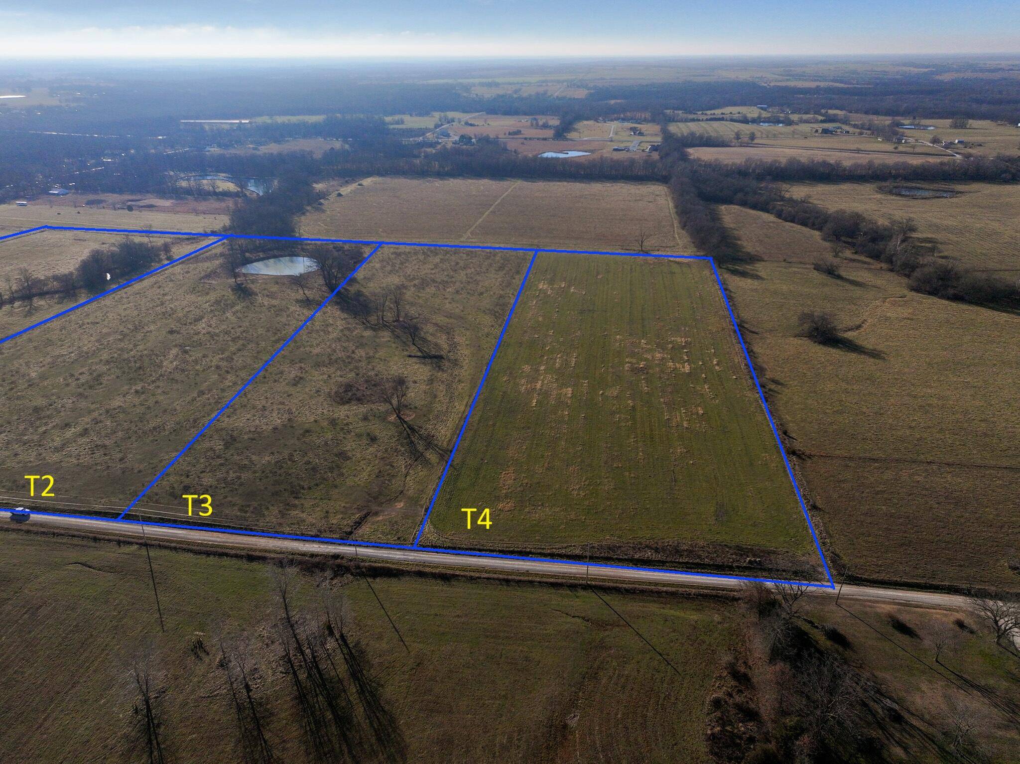 000 E Logan, El Dorado Springs, MO 64744
