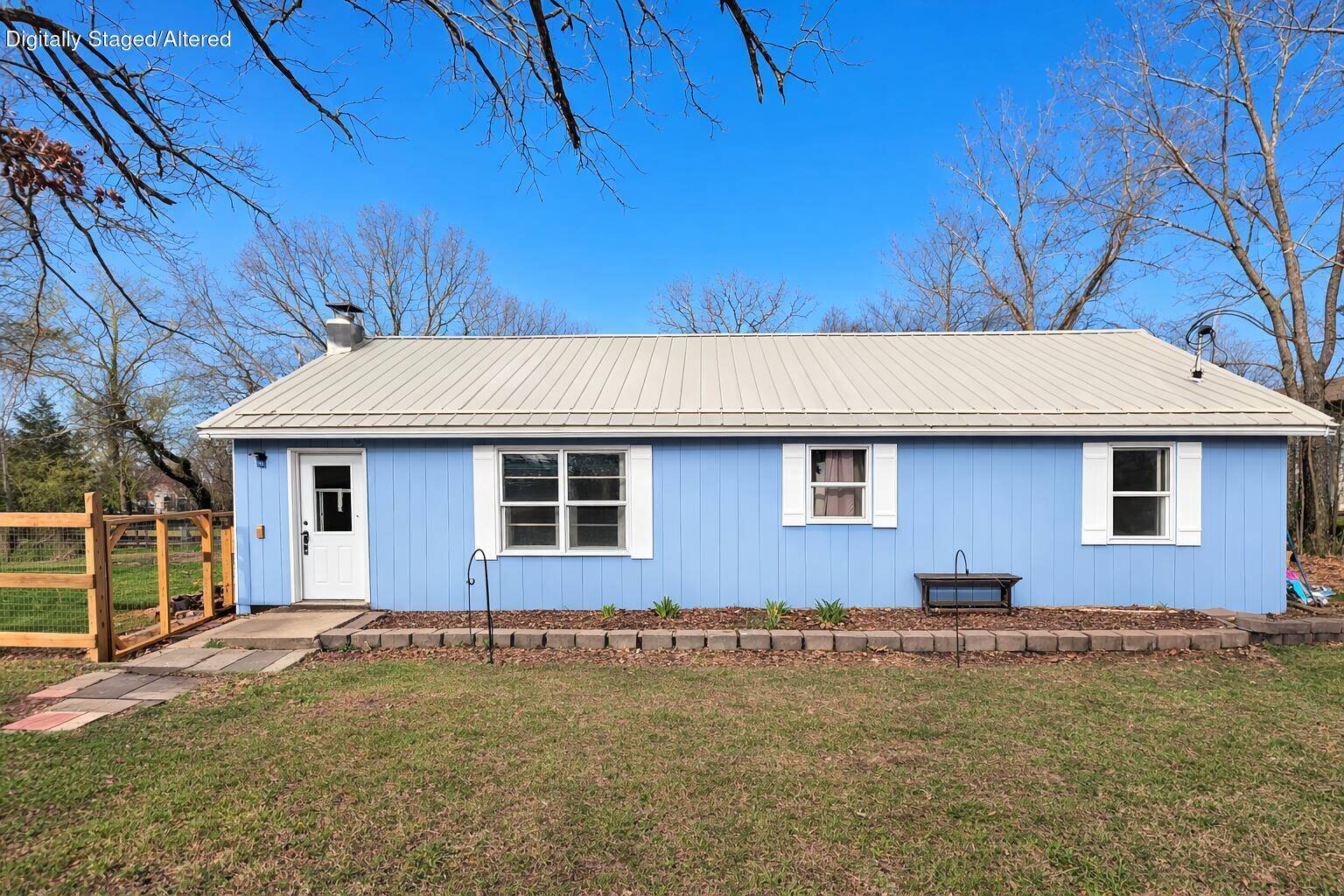 479 Oak Hill Drive RD, Houston, MO 65483