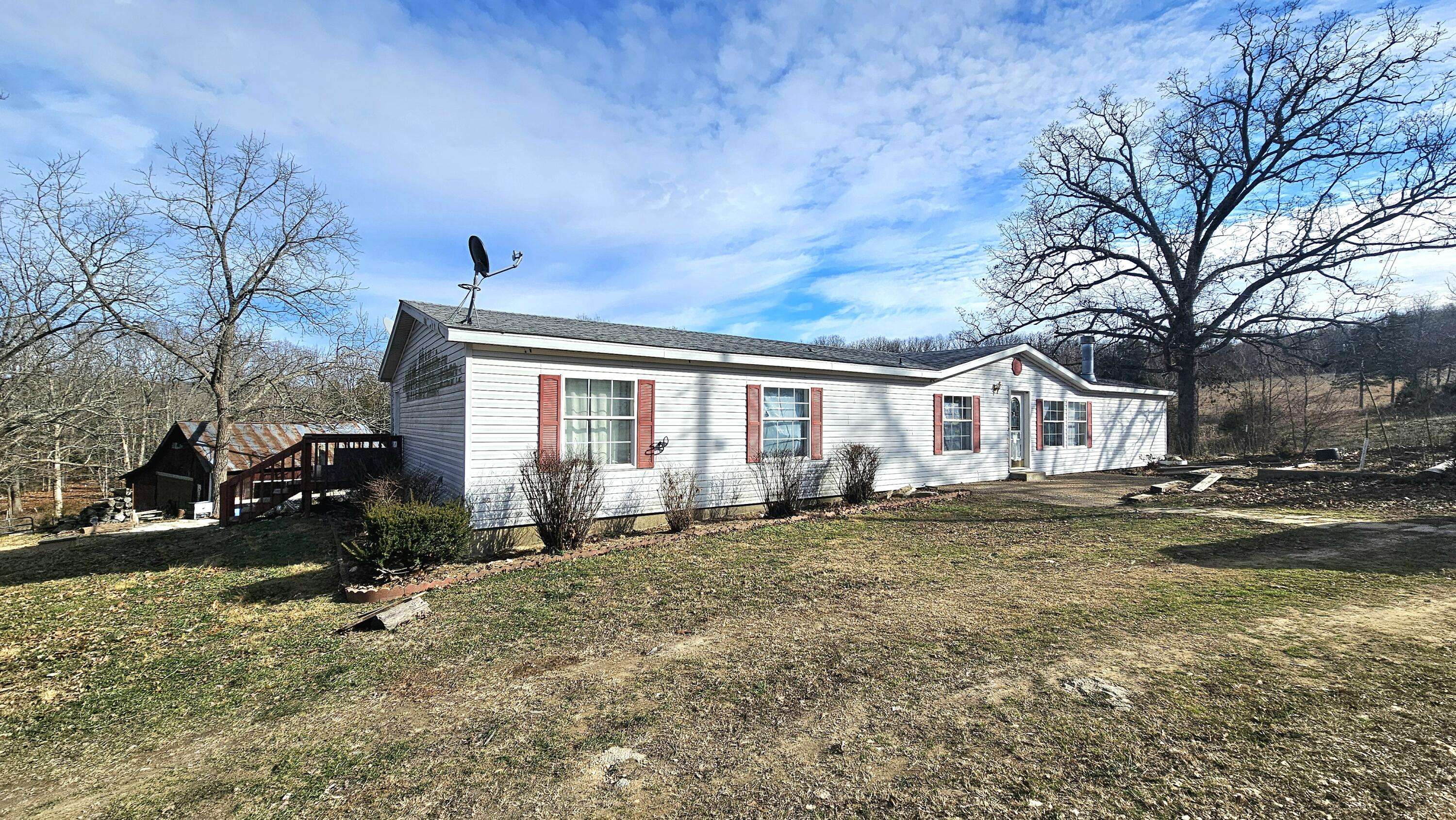 7740 Murr RD, Graff, MO 65660