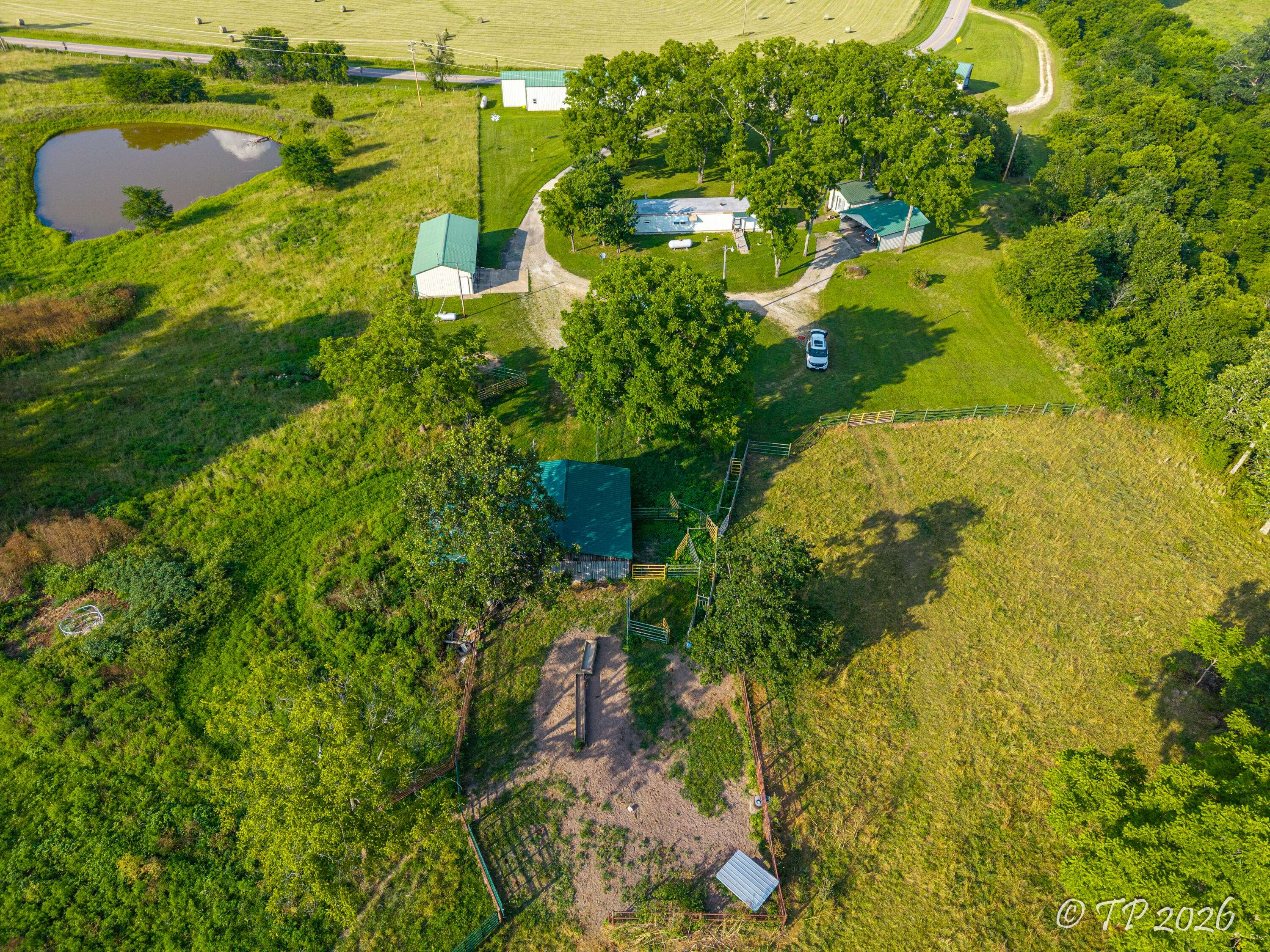 7102 State Route Mm, Birch Tree, MO 65438
