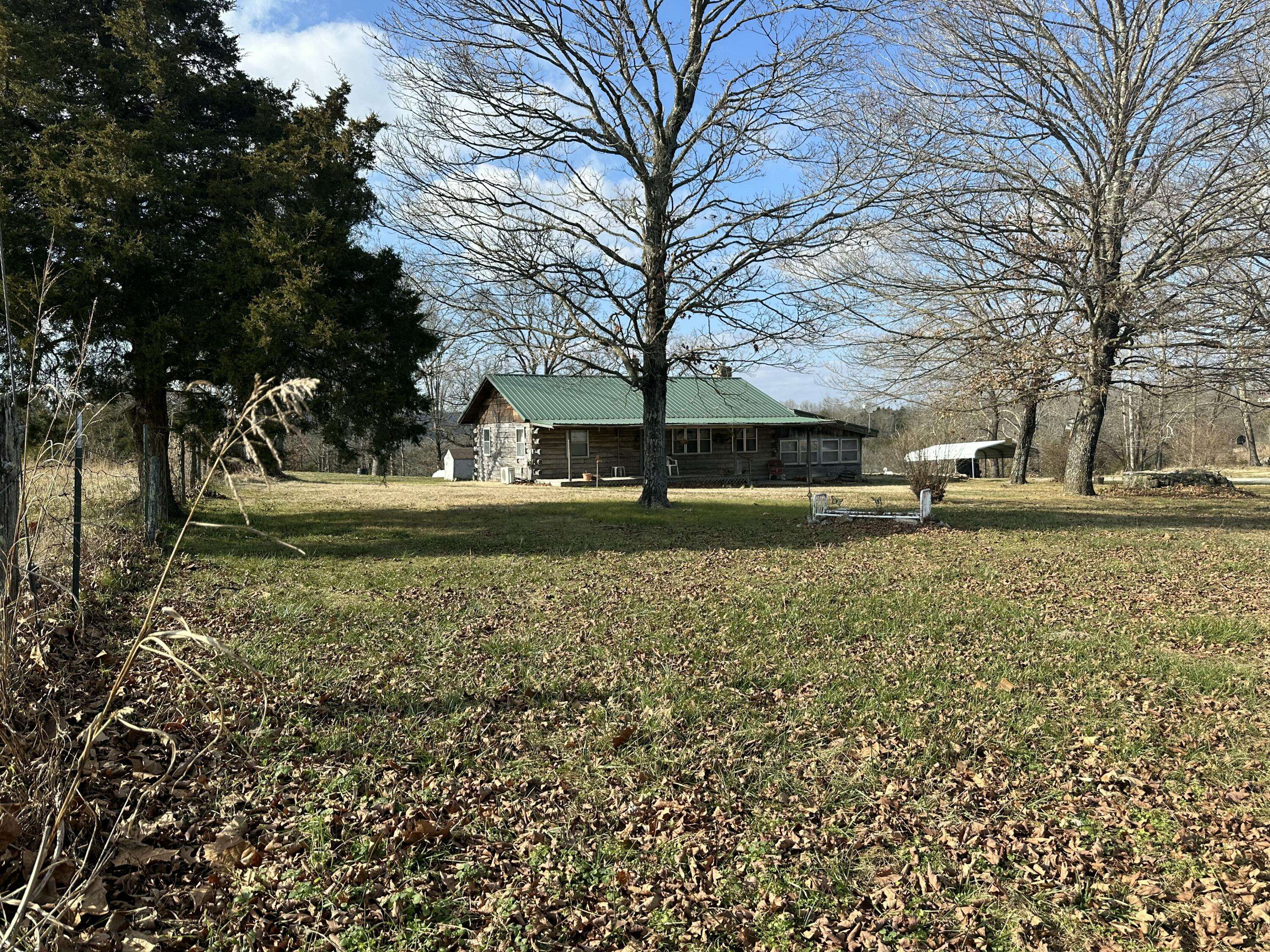 7565 State Highway 176, Walnut Shade, MO 65771
