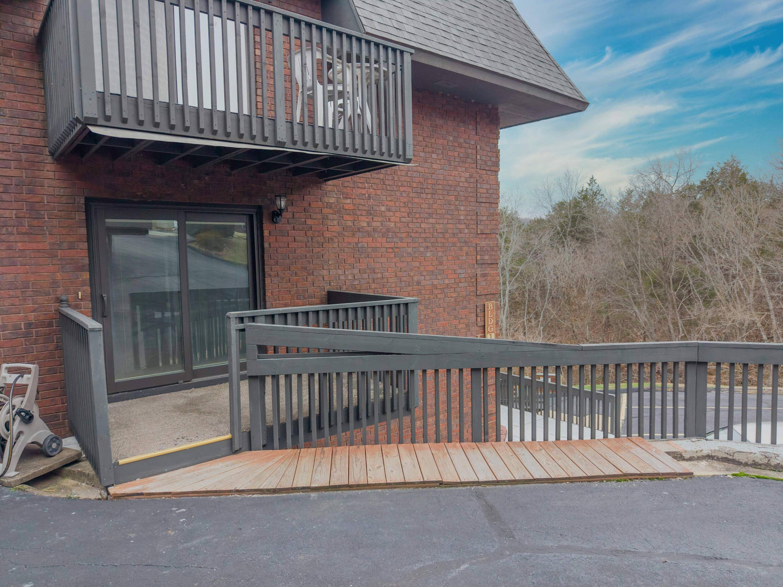 150 Sunken Forest DR #Bldg 1 Unit 101, Forsyth, MO 65653