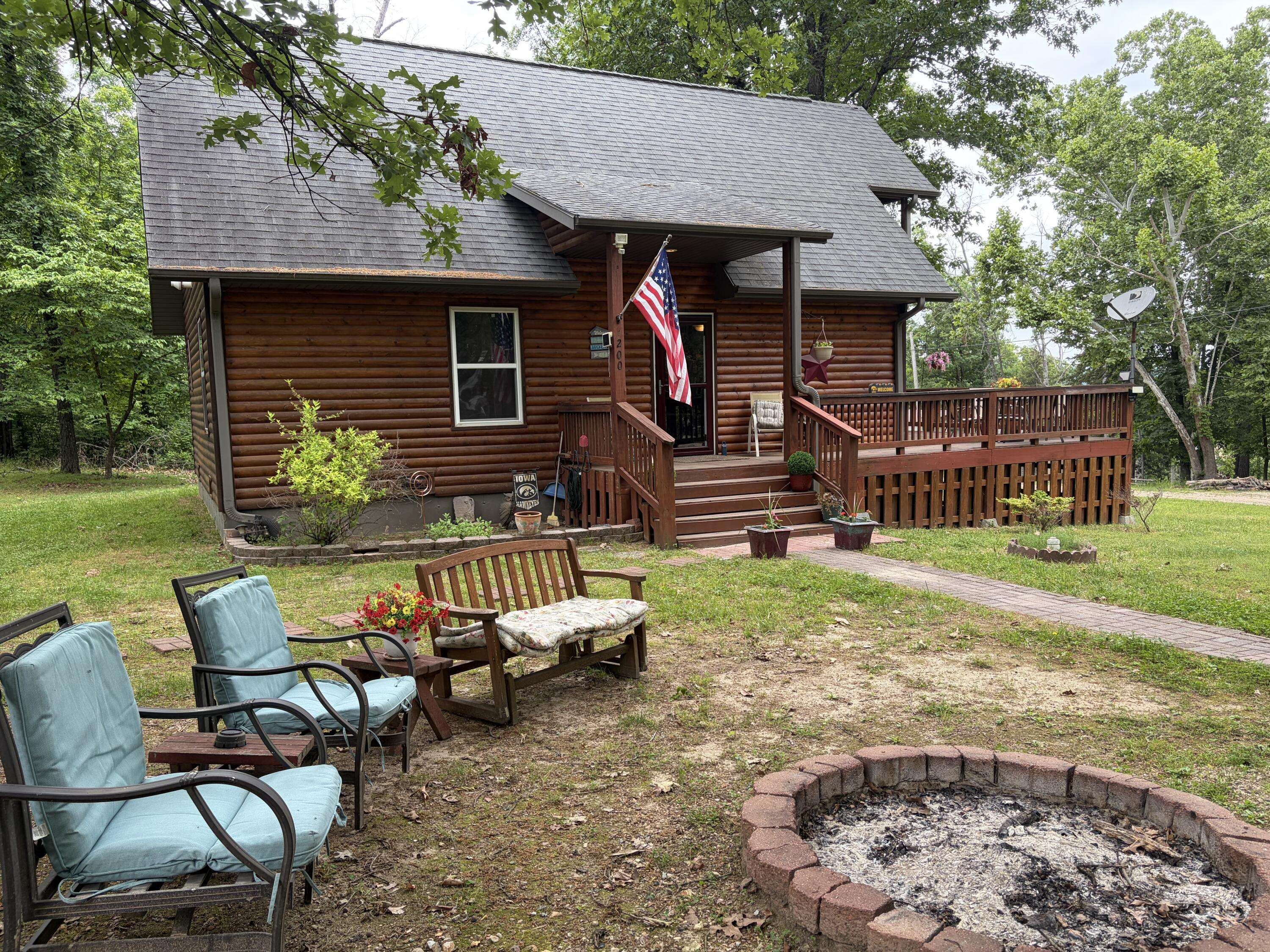200 Indian Hills LN, Kimberling City, MO 65686