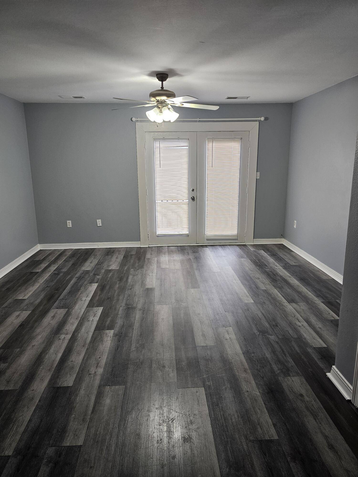 195 Toni LN #3 (C), Branson, MO 65616