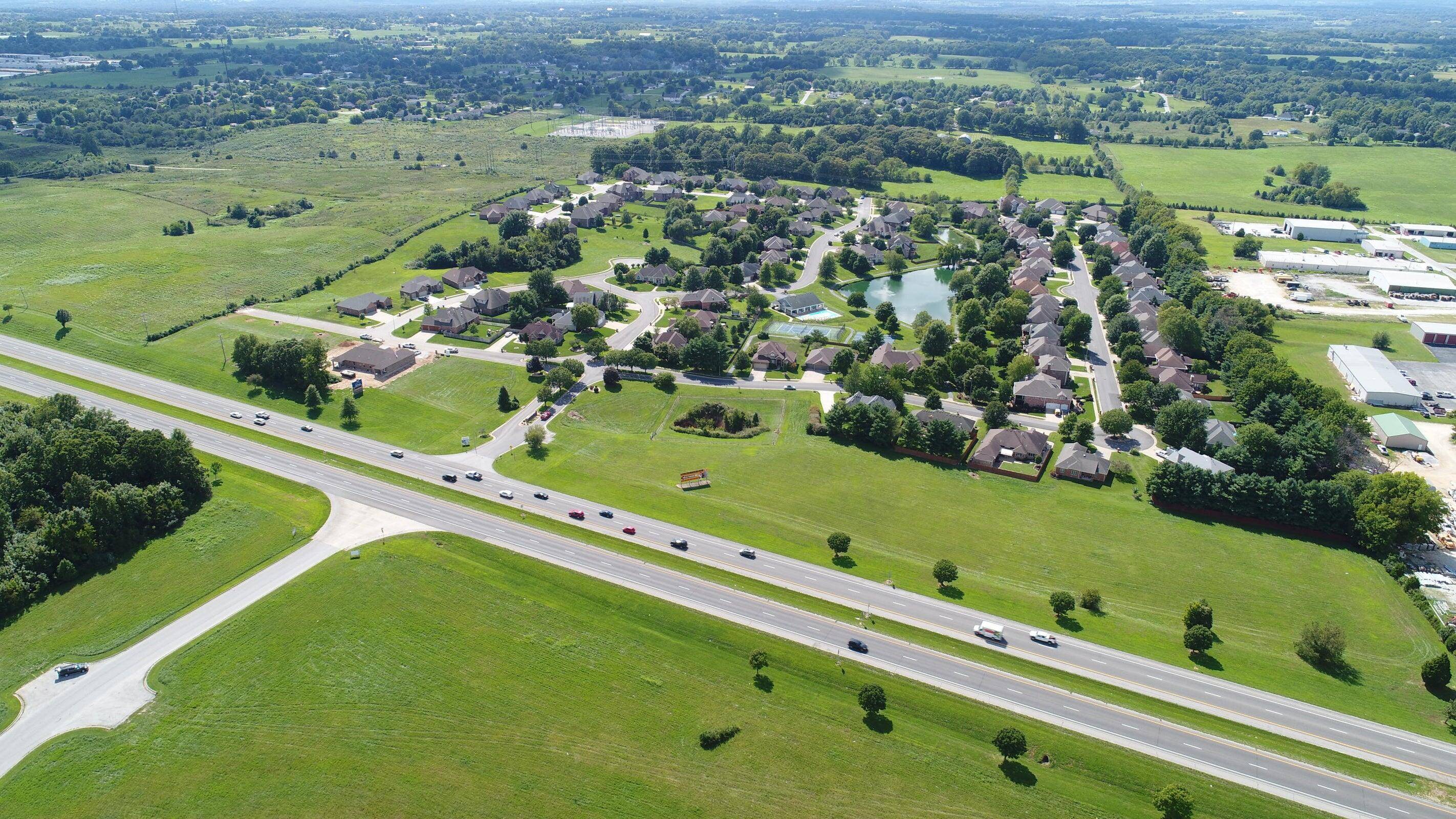 1500 N State Highway 160, Nixa, MO 65714