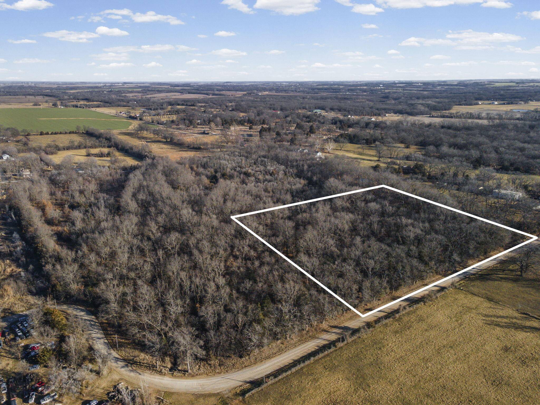 Se Lot E Pine St, Butler, MO 64730