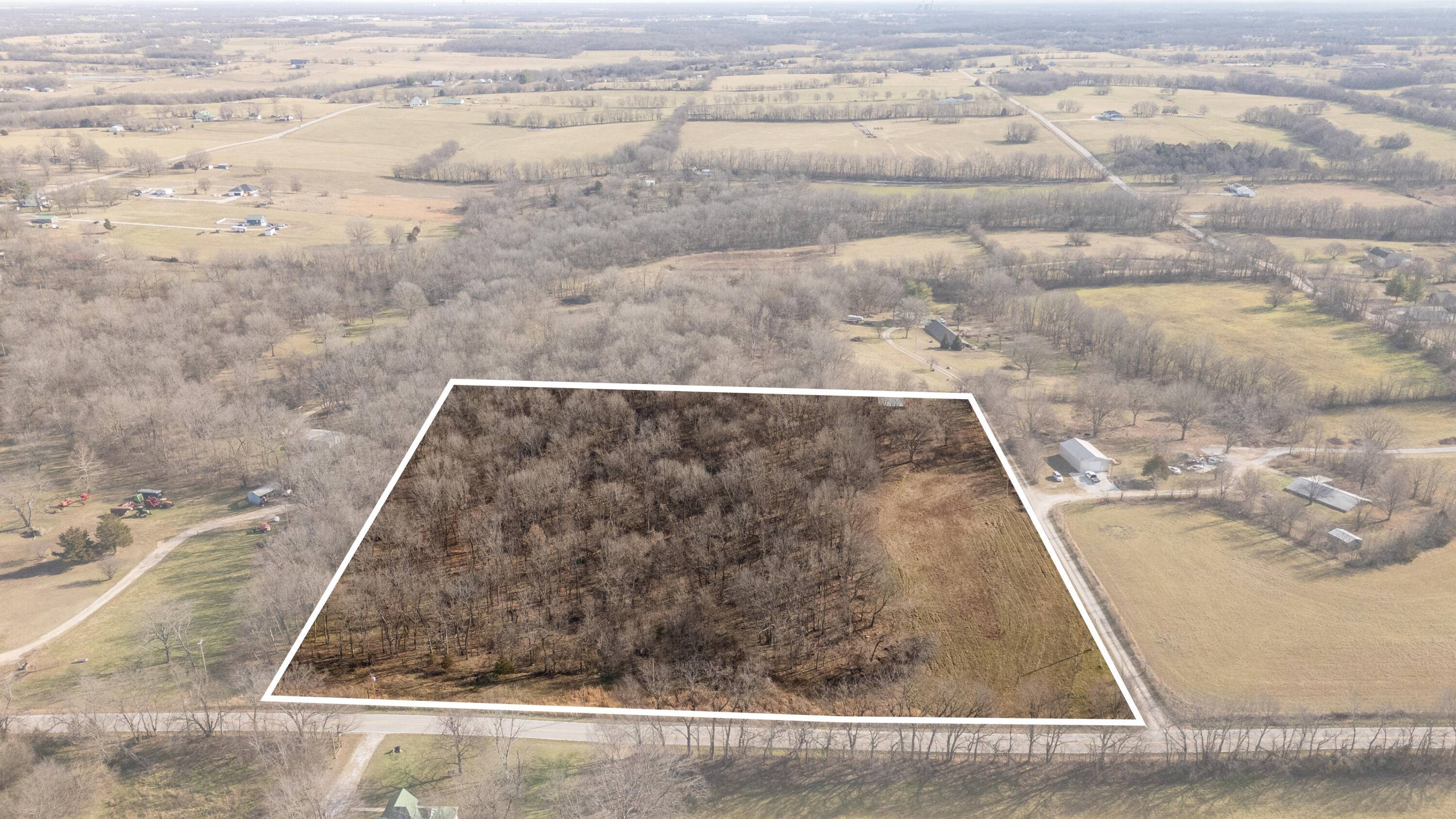 000 Farm Road 69, Republic, MO 65738